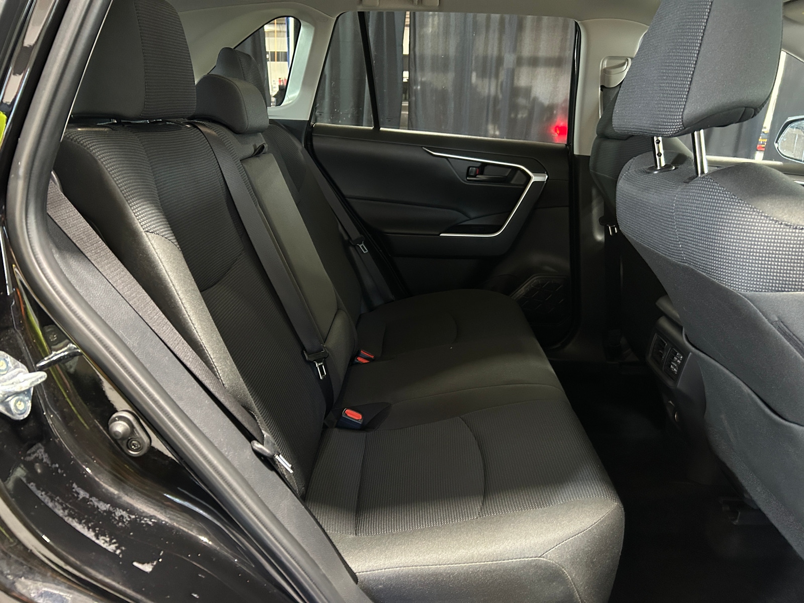 Thumbnail: 2025 Toyota RAV4 - 6