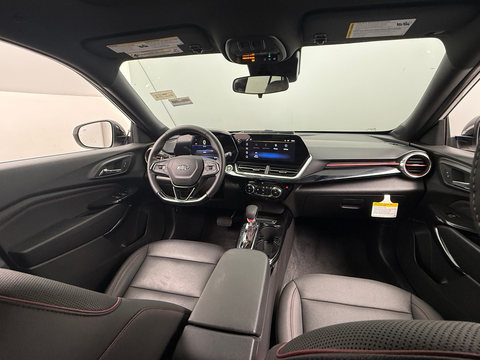 Thumbnail: 2025 Chevrolet Trax - 2