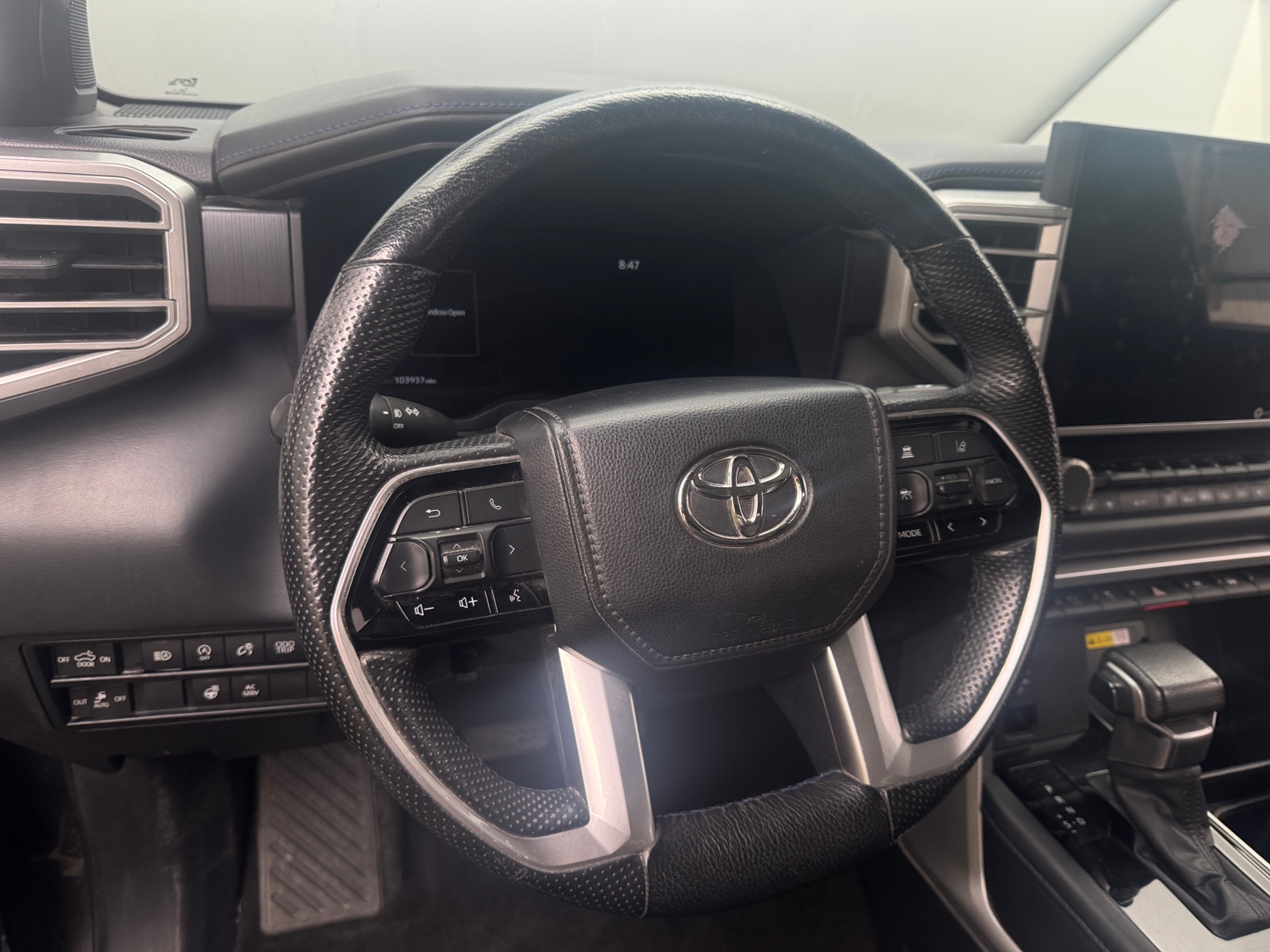 Thumbnail: 2022 Toyota Tundra - 4