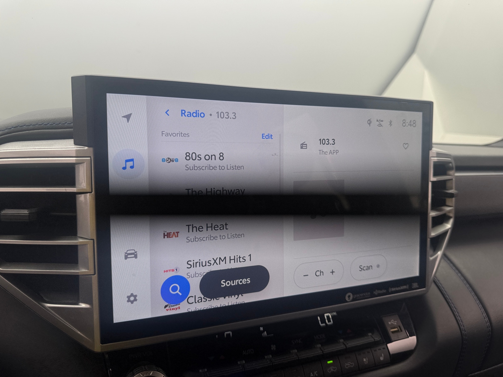 Thumbnail: 2022 Toyota Tundra - 3