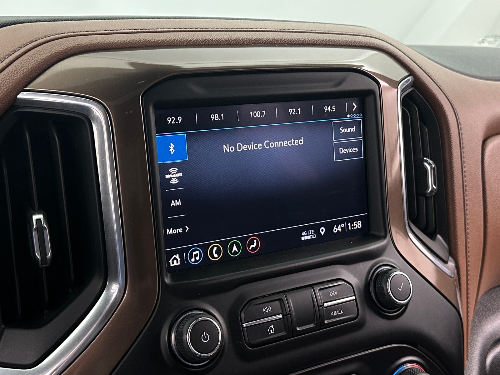 Thumbnail: 2019 Chevrolet Silverado 1500 - 3