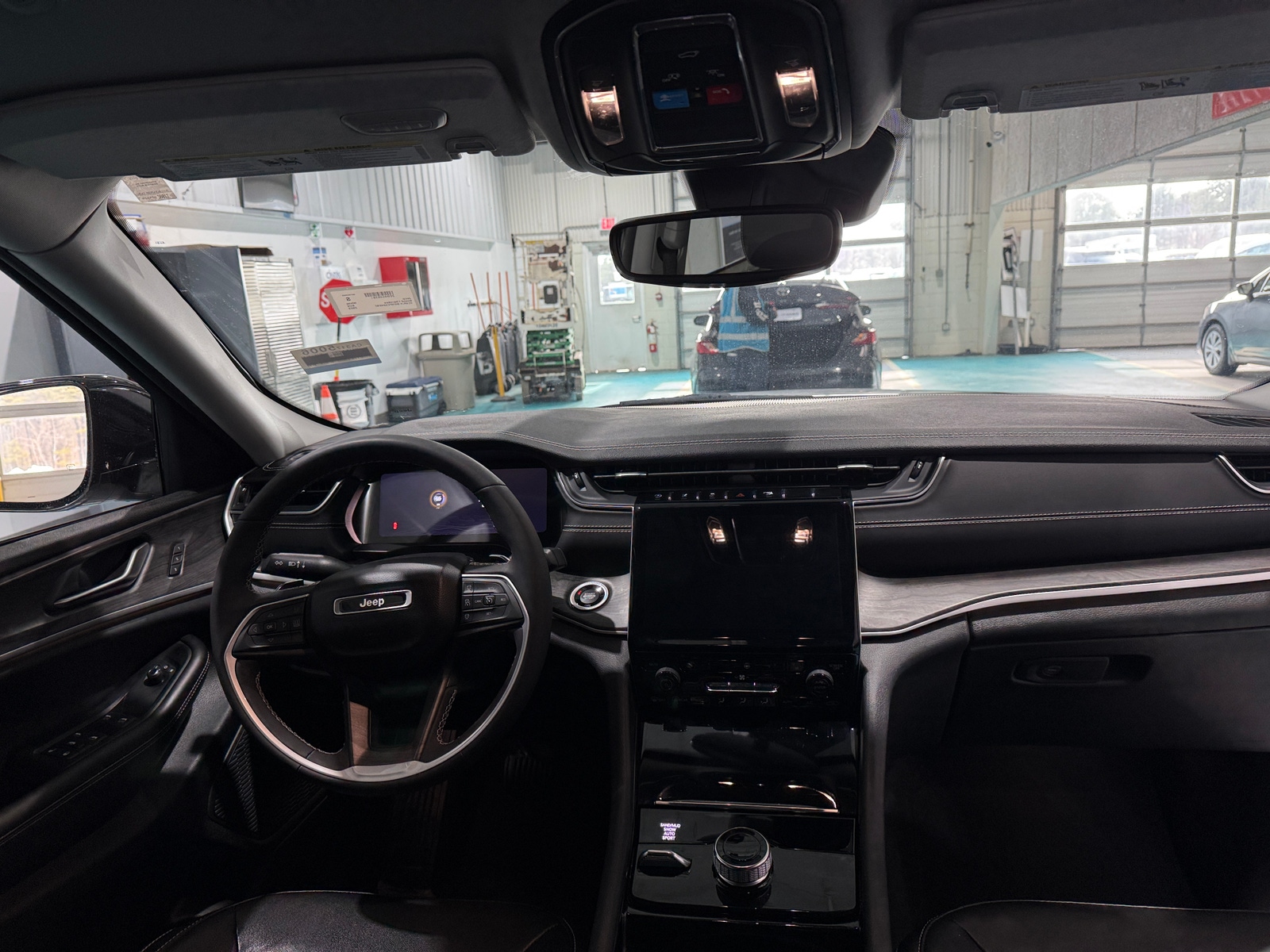 Thumbnail: 2023 Jeep Grand Cherokee - 2