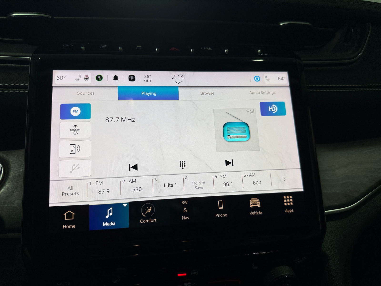 Thumbnail: 2023 Jeep Grand Cherokee - 3