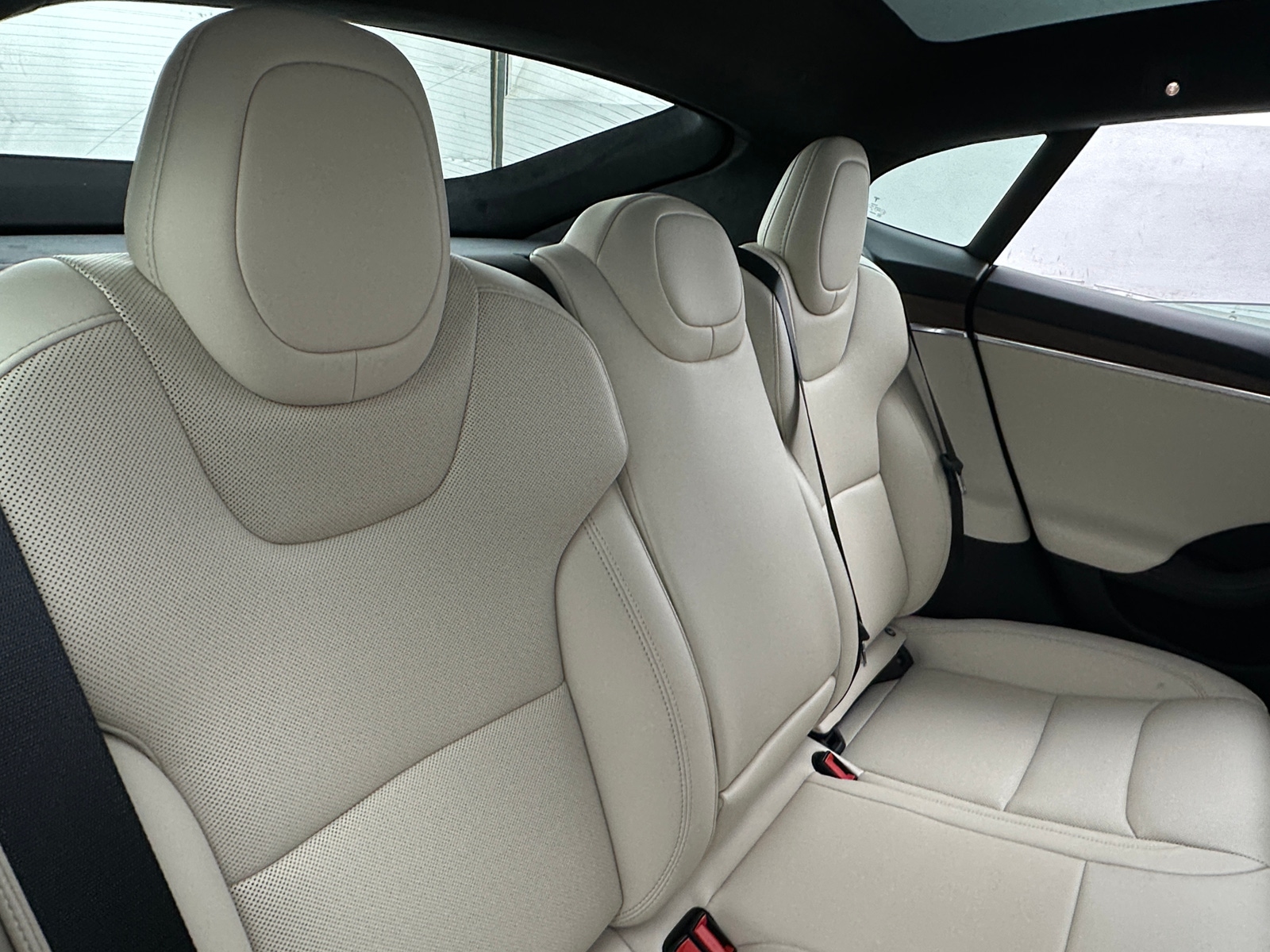 Thumbnail: 2023 Tesla Model S - 5