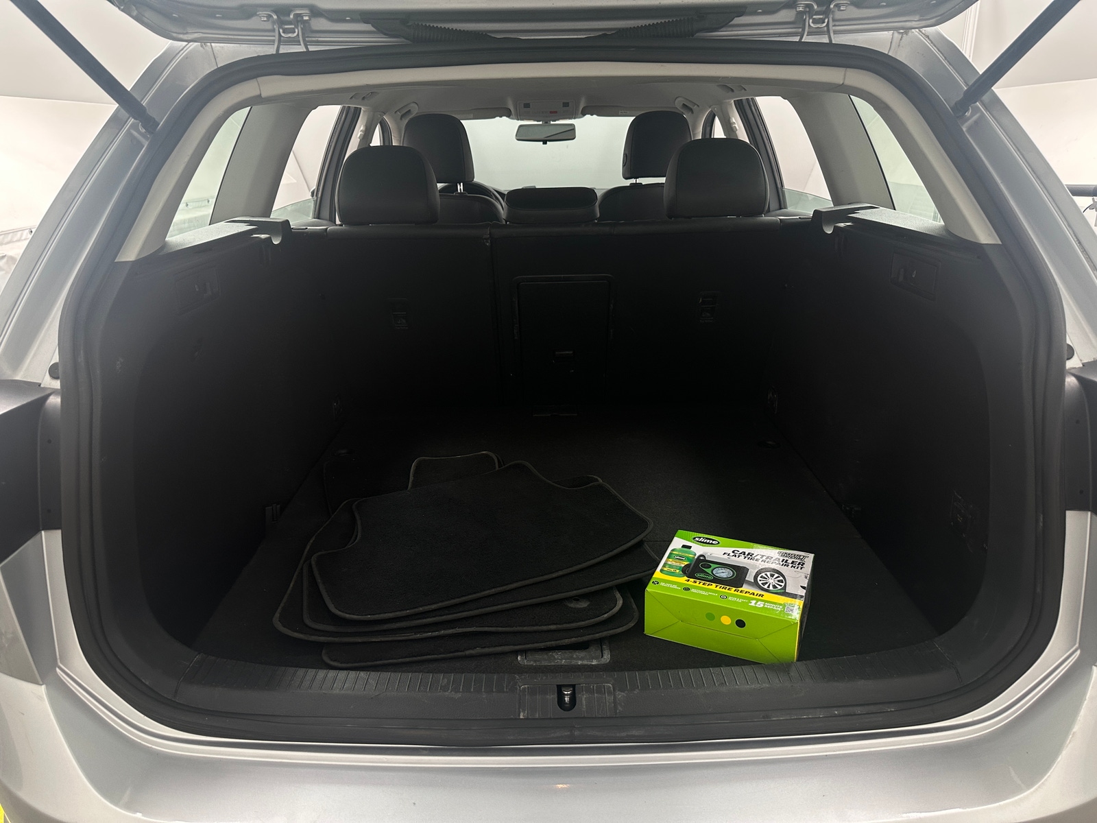 Thumbnail: 2015 Volkswagen e-Golf - 6