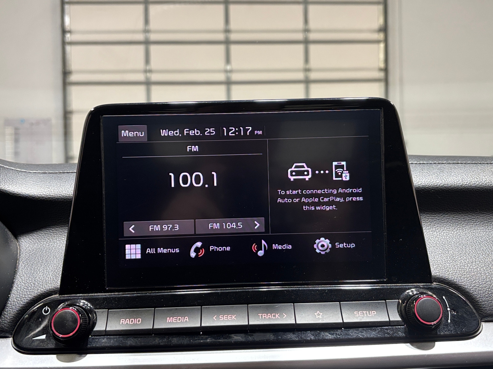 Thumbnail: 2024 Kia Forte - 4