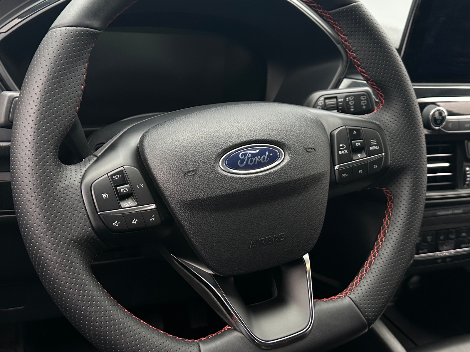 Thumbnail: 2025 Ford Escape - 5