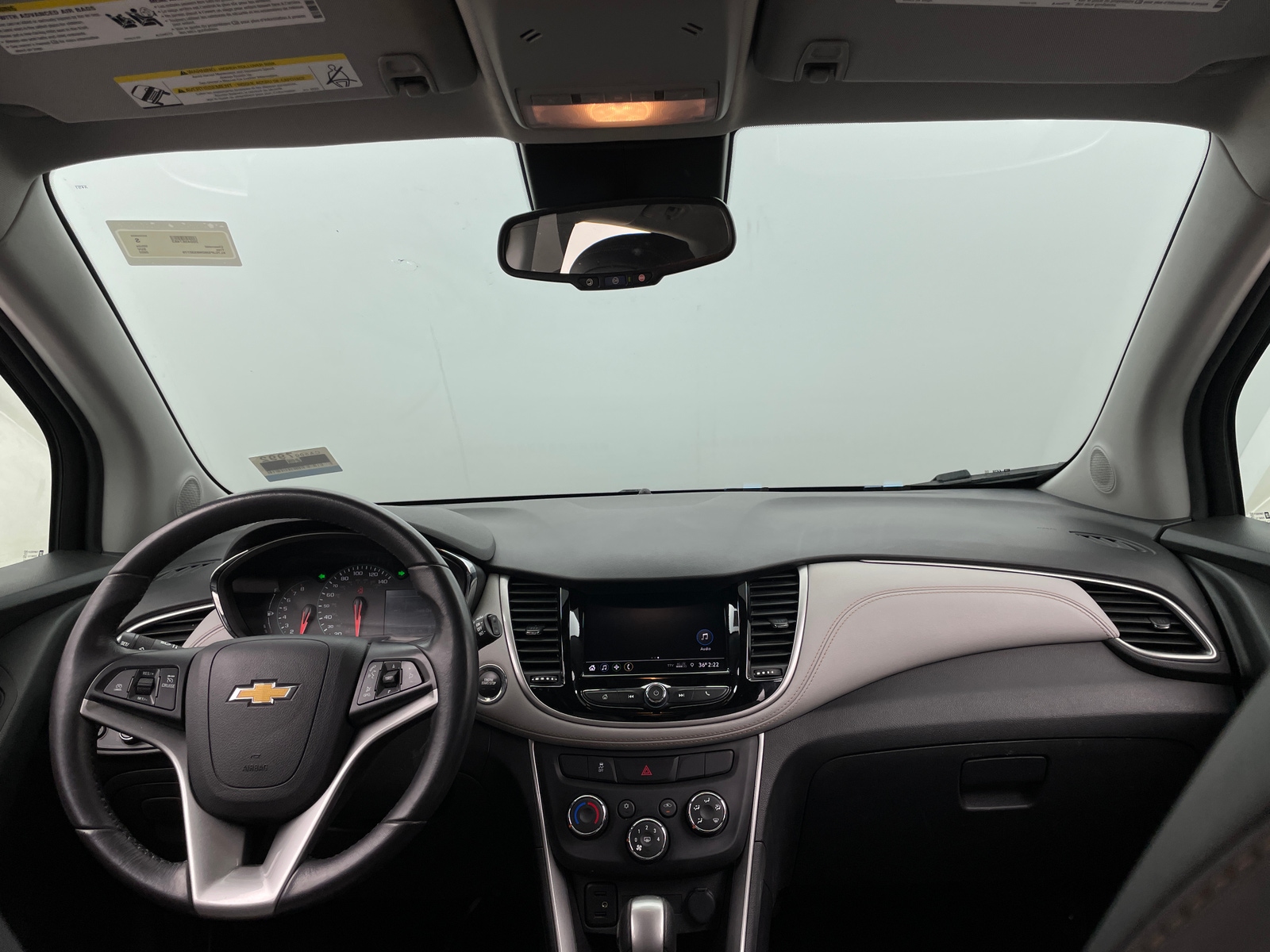 Thumbnail: 2022 Chevrolet Trax - 3