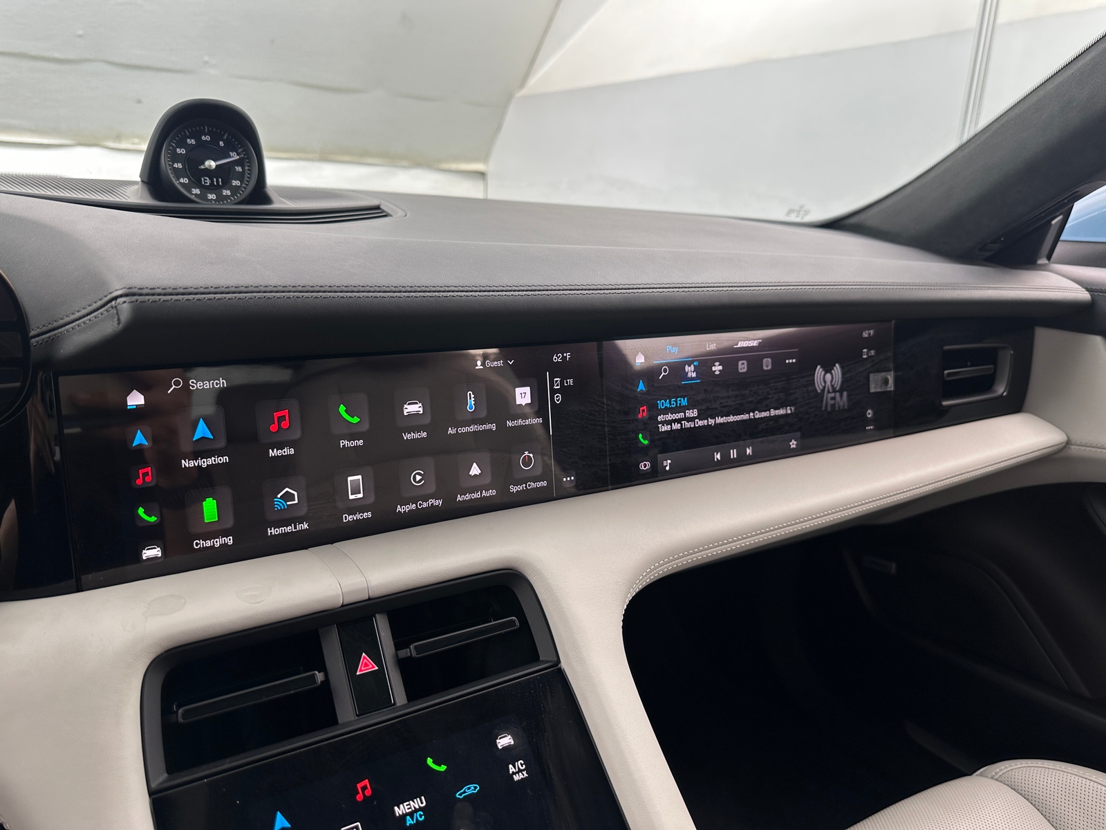 Thumbnail: 2020 Porsche Taycan - 4