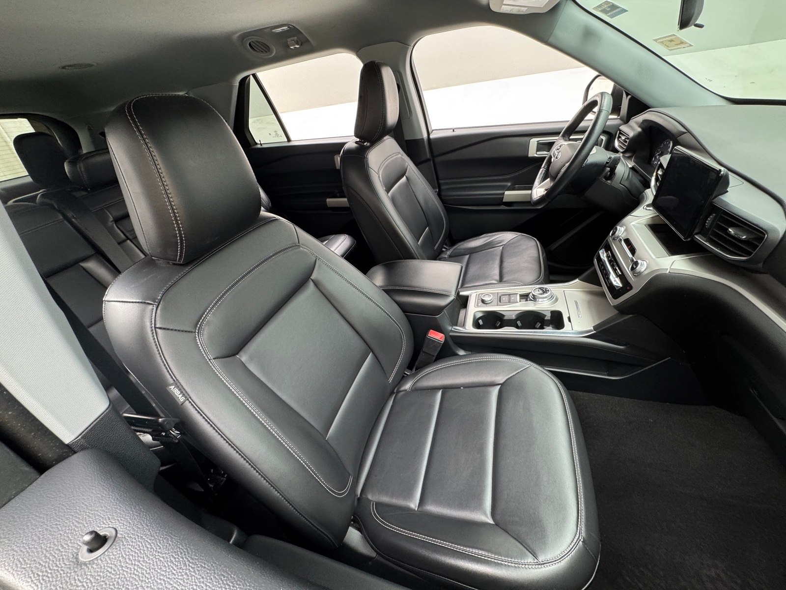 Thumbnail: 2022 Ford Explorer - 2