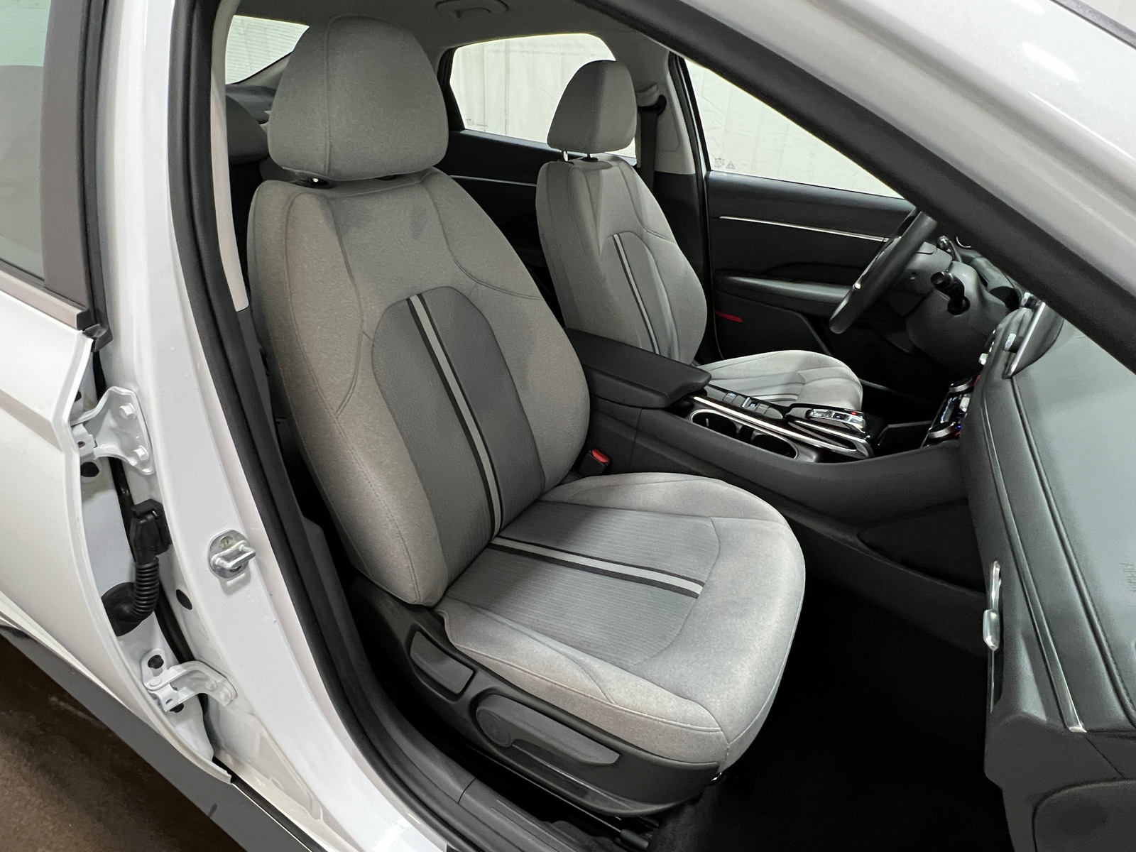 Thumbnail: 2020 Hyundai Sonata - 2