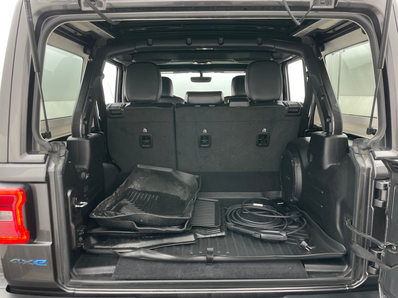 Thumbnail: 2021 Jeep Wrangler - 6