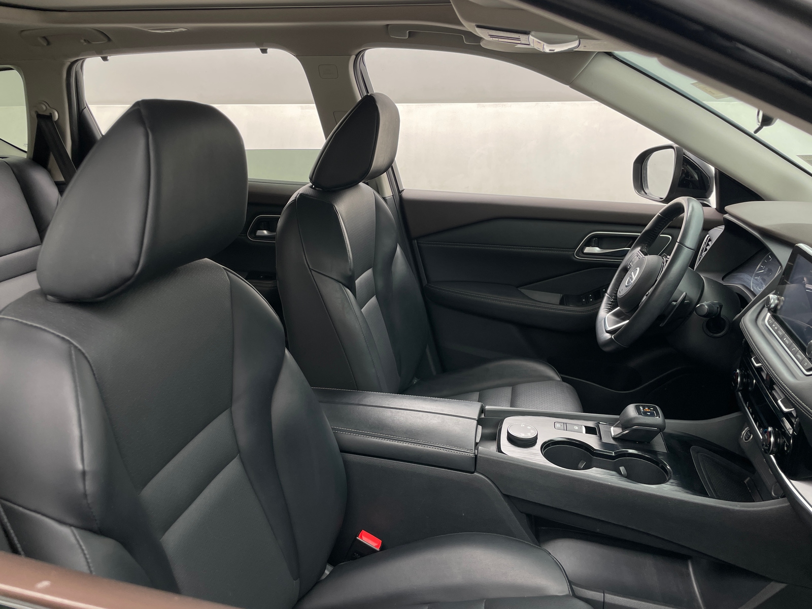 Thumbnail: 2021 Nissan Rogue - 2