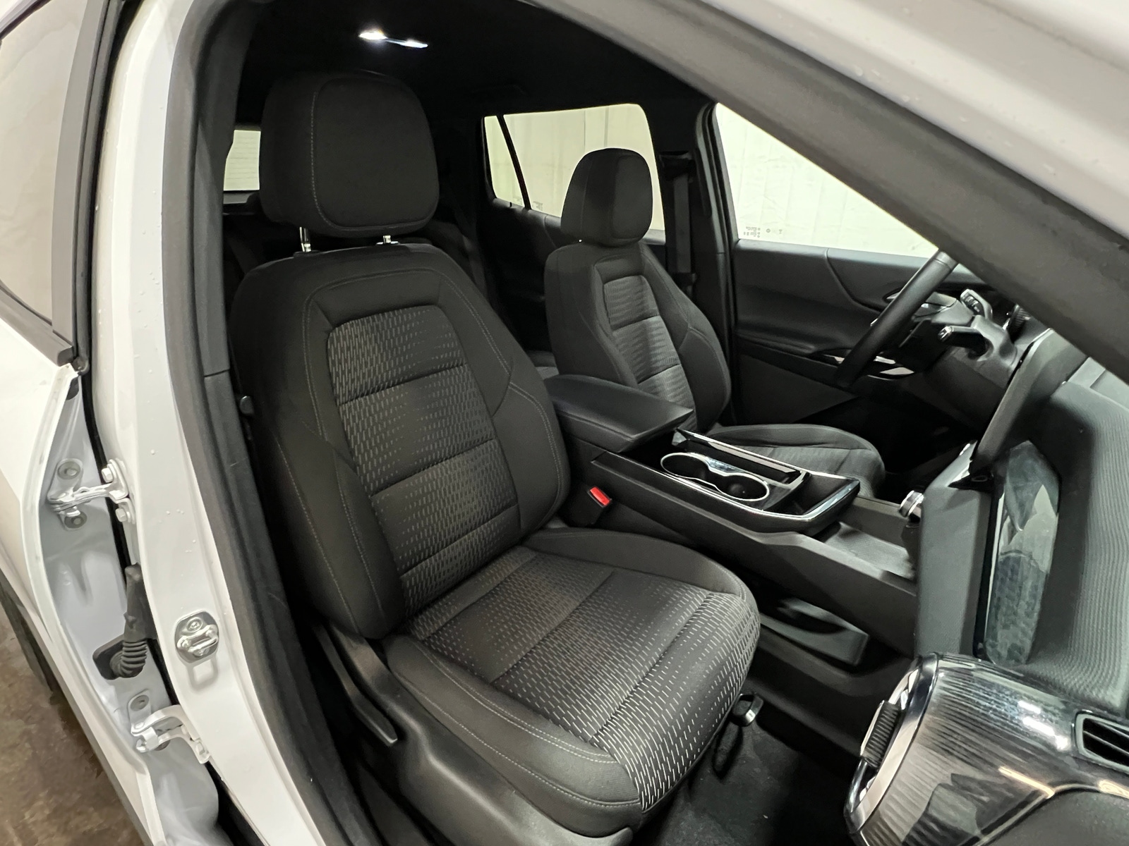 Thumbnail: 2025 Chevrolet Equinox - 2