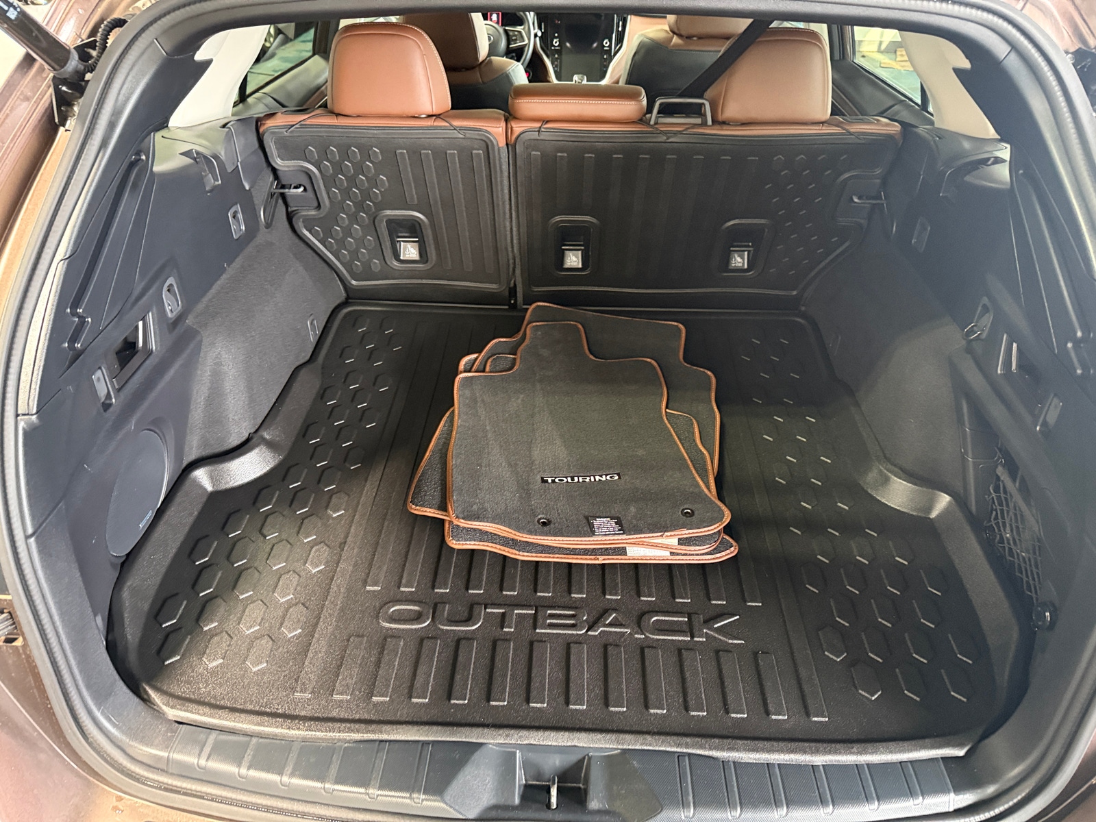 Thumbnail: 2022 Subaru Outback - 6