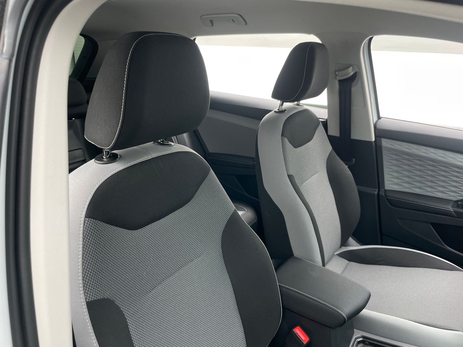 Thumbnail: 2024 Volkswagen Taos - 2