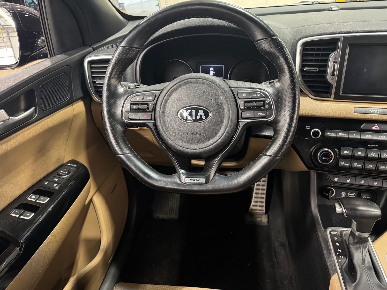 Thumbnail: 2018 Kia Sportage - 4