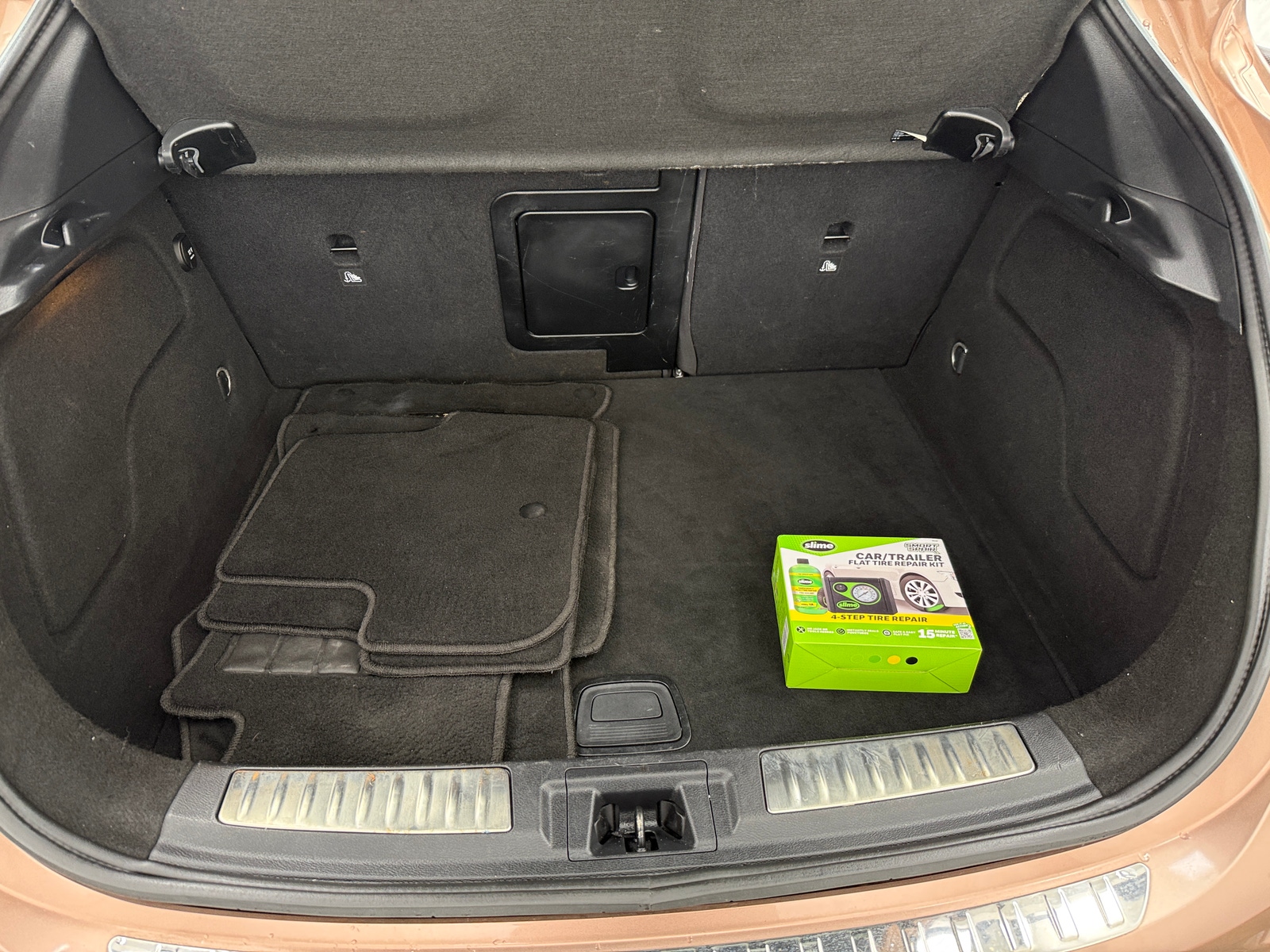 Thumbnail: 2018 INFINITI QX30 - 6