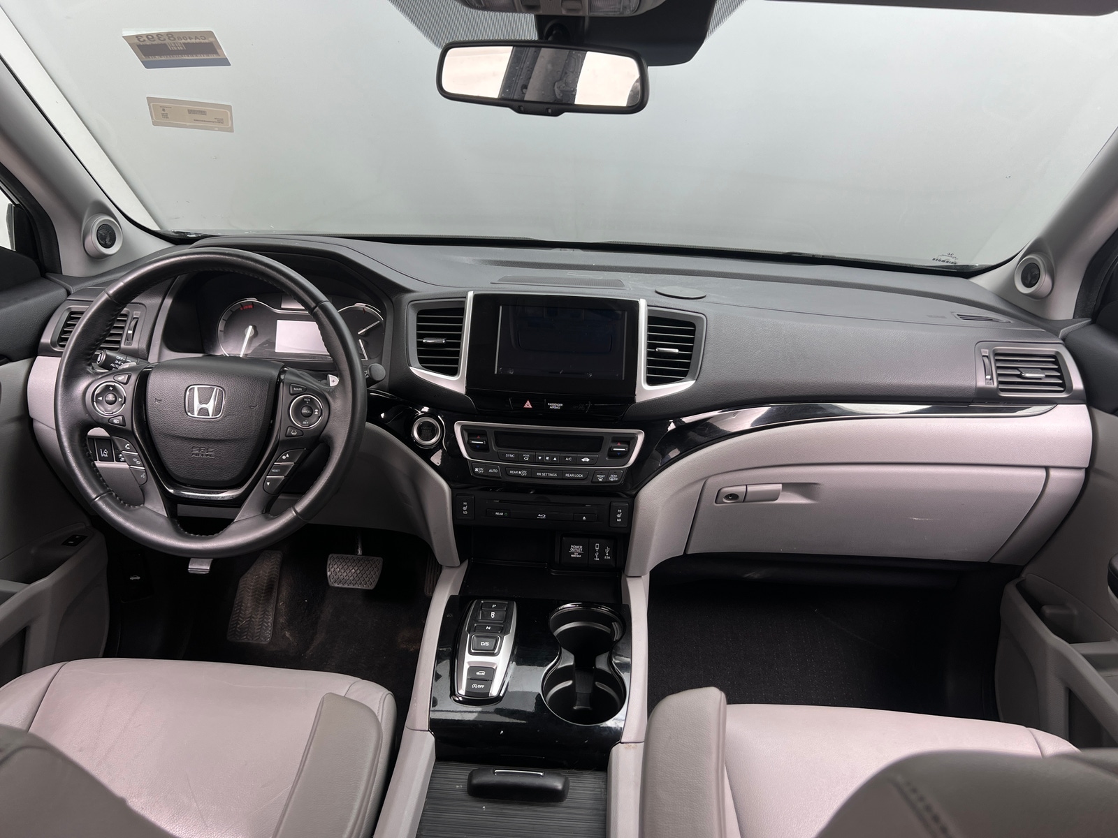 Thumbnail: 2017 Honda Pilot - 2