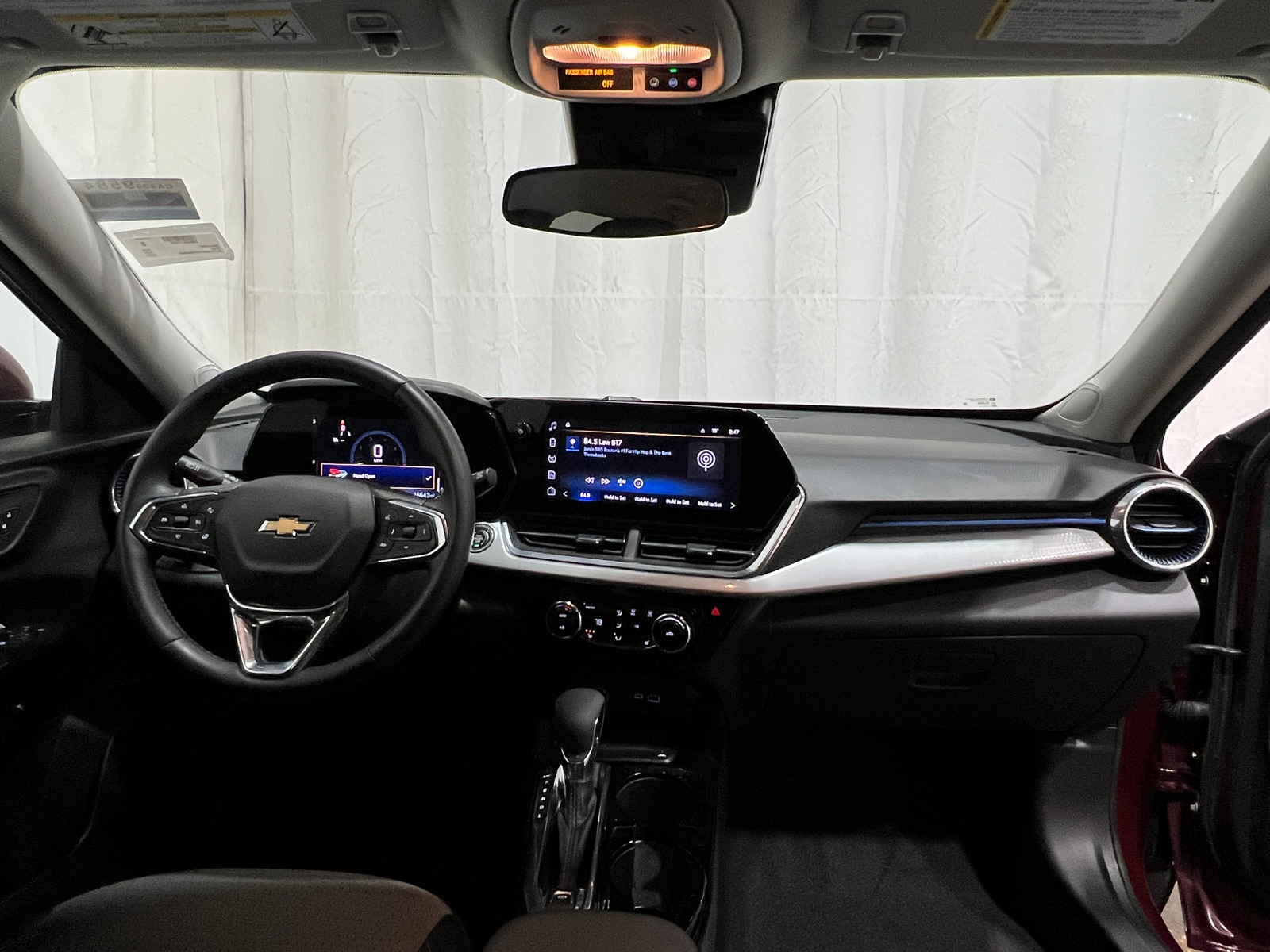 Thumbnail: 2025 Chevrolet Trax - 3