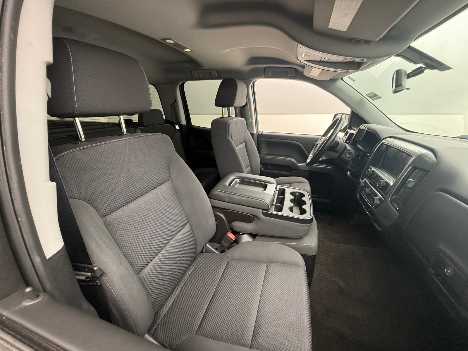 Thumbnail: 2018 Chevrolet Silverado 1500 - 2