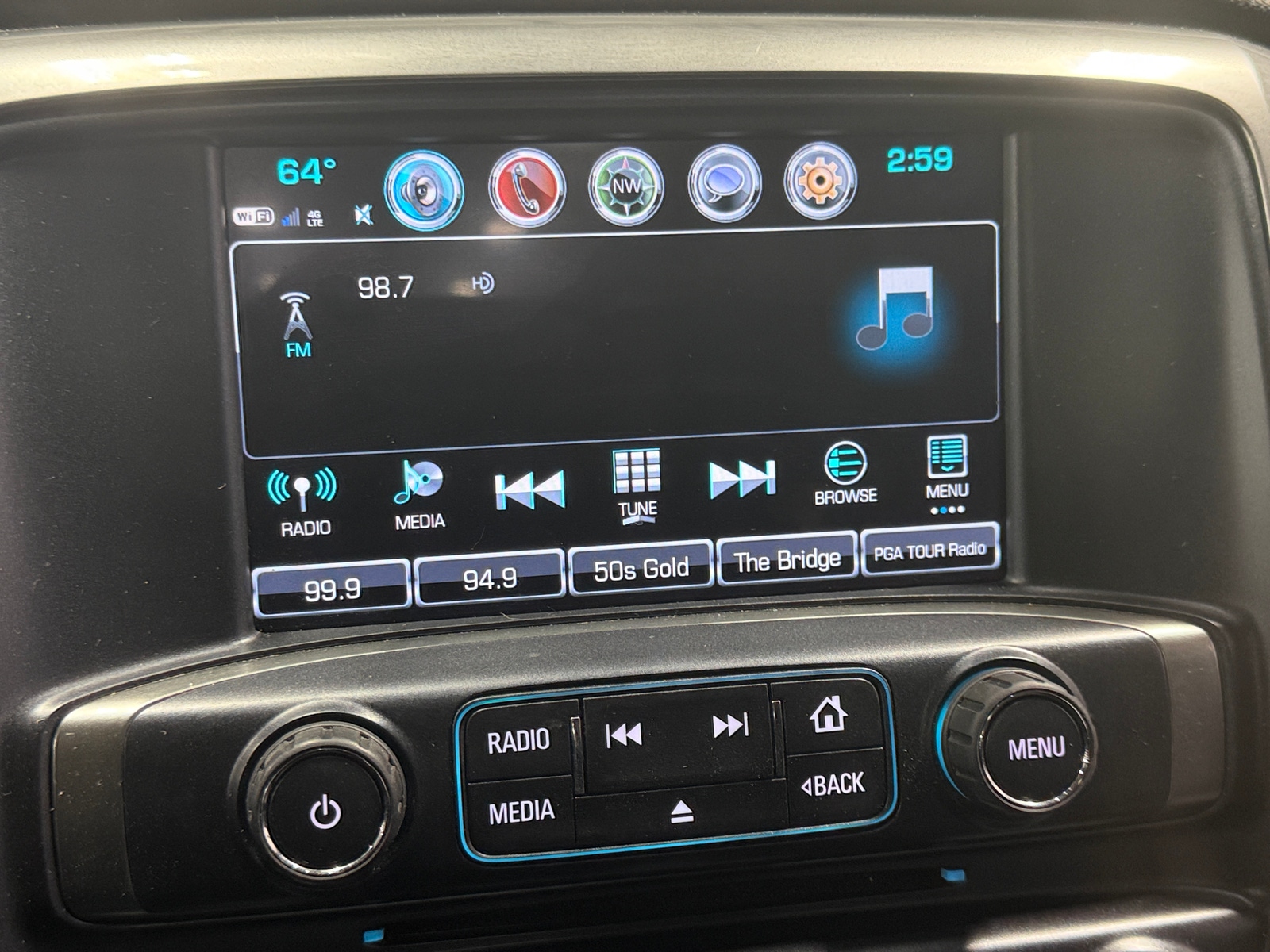 Thumbnail: 2018 Chevrolet Silverado 1500 - 4