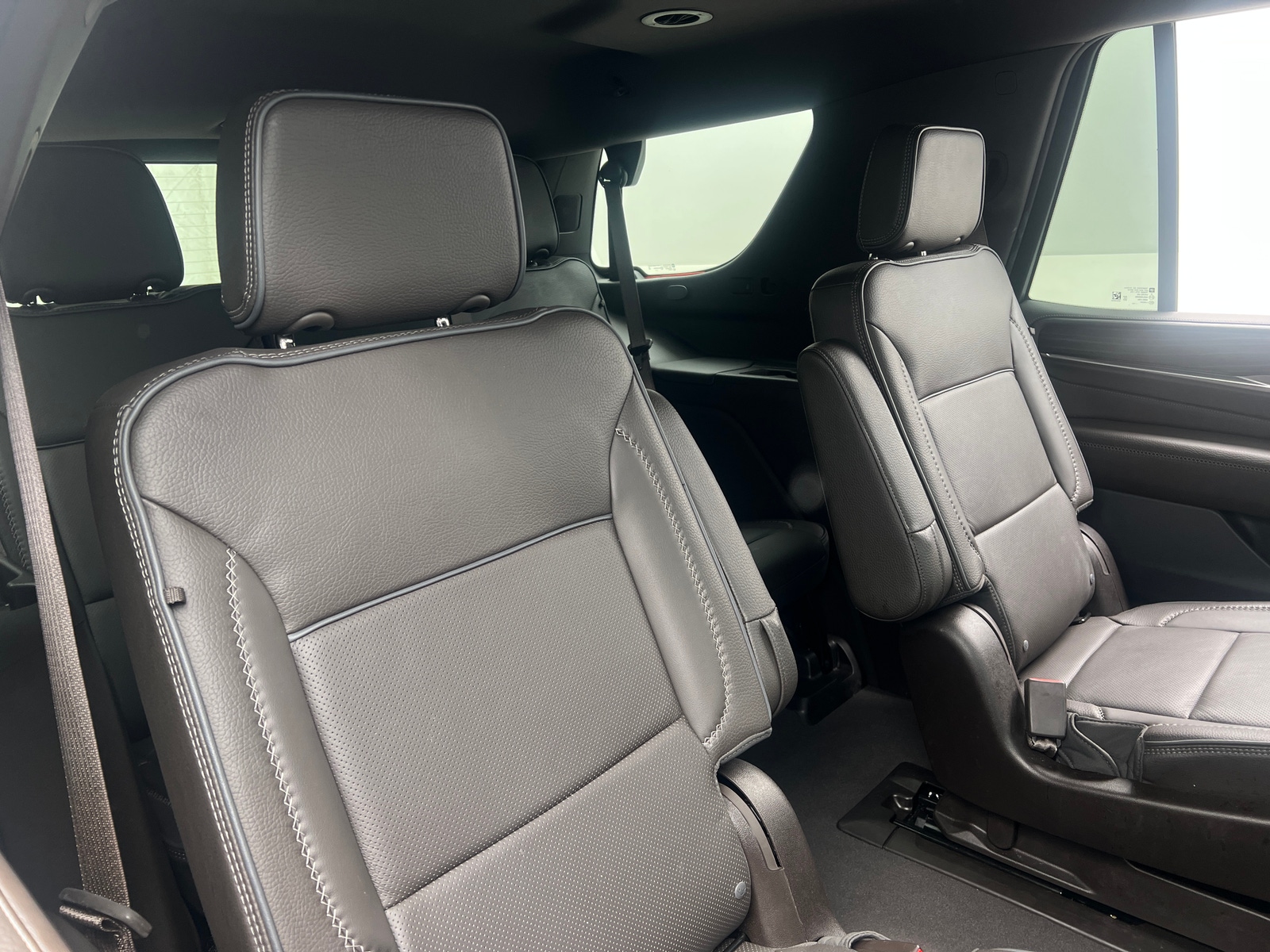 Thumbnail: 2023 GMC Yukon - 5