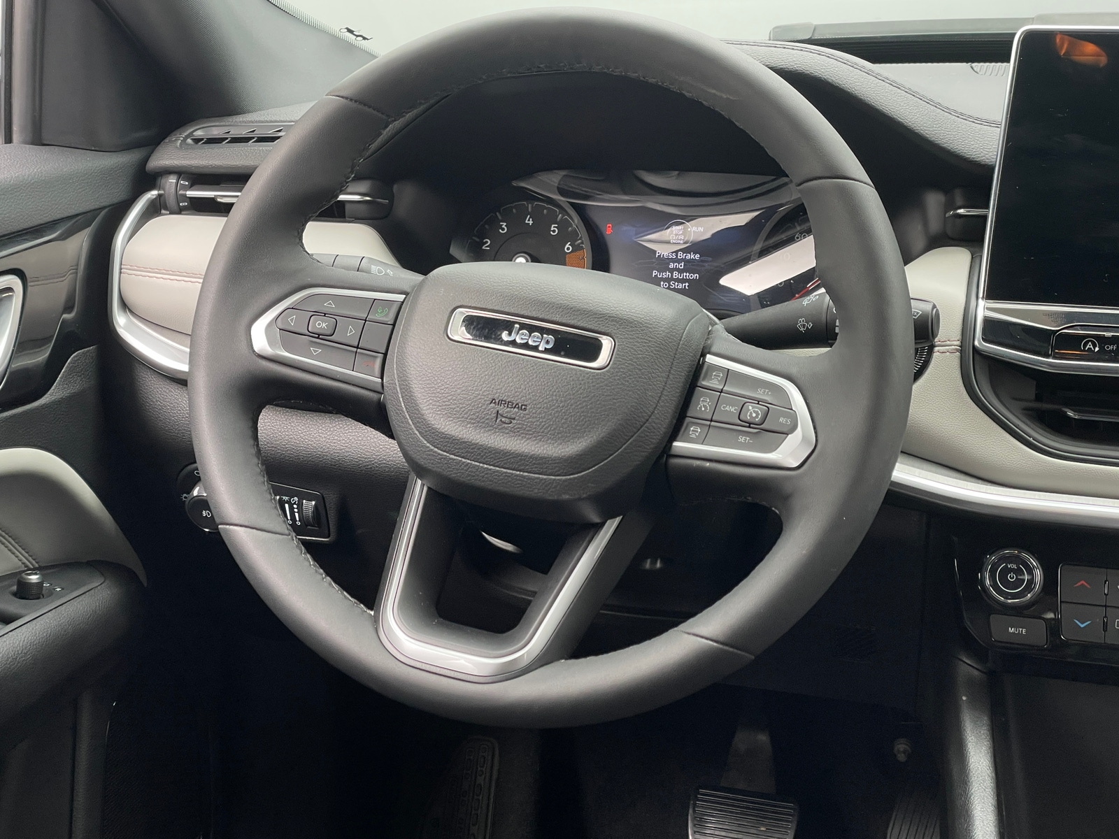 Thumbnail: 2025 Jeep Compass - 4