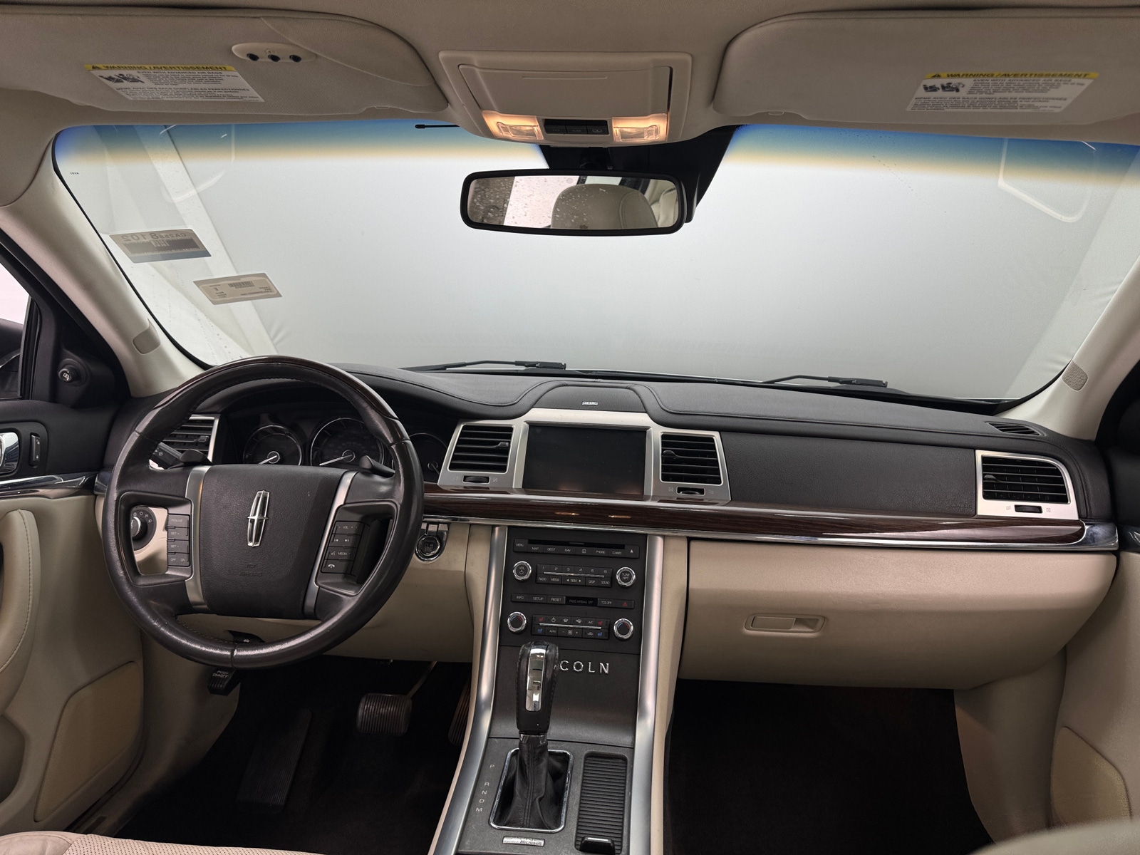 Thumbnail: 2011 Lincoln MKS - 2