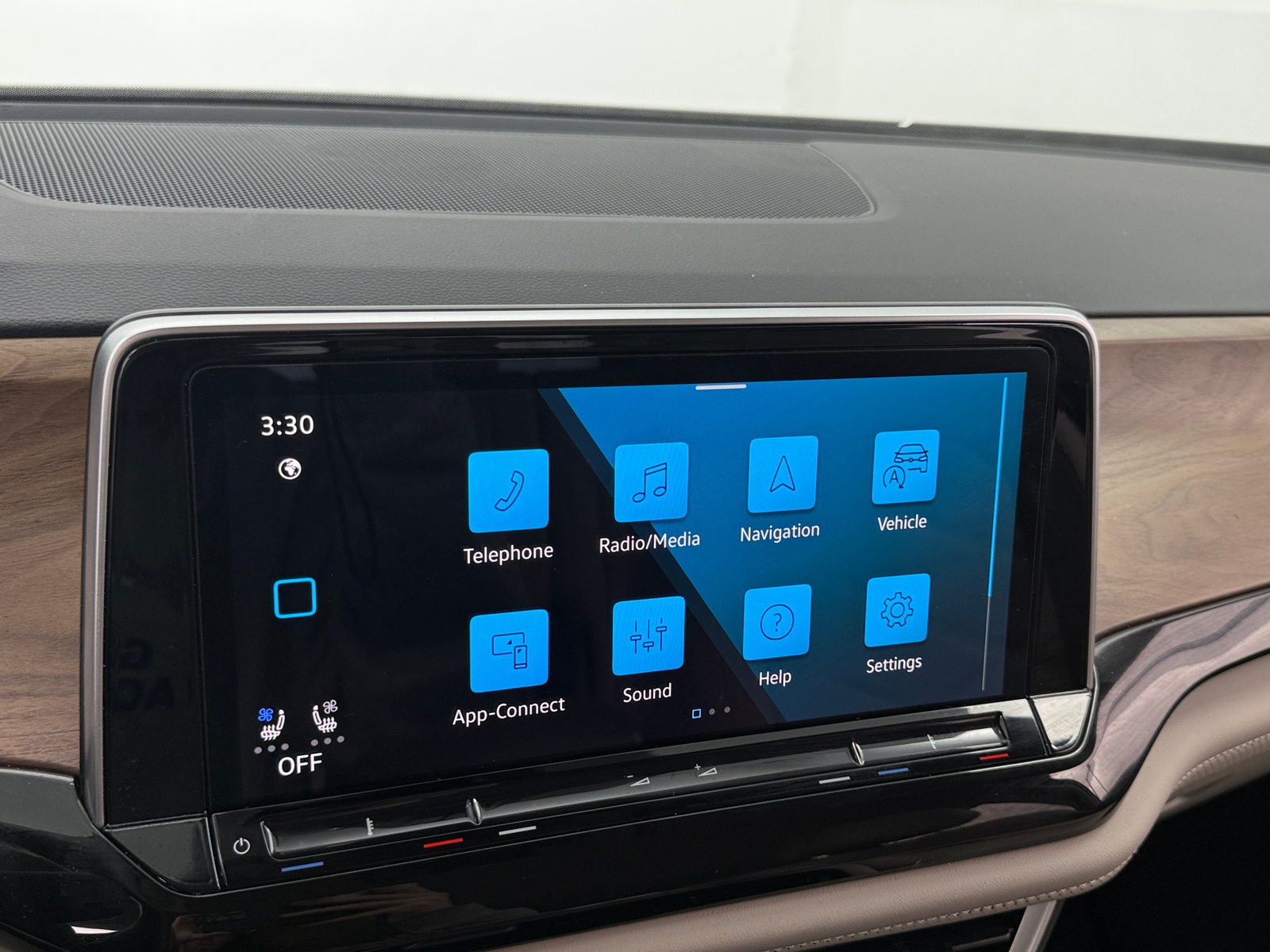 Thumbnail: 2025 Volkswagen Atlas - 3