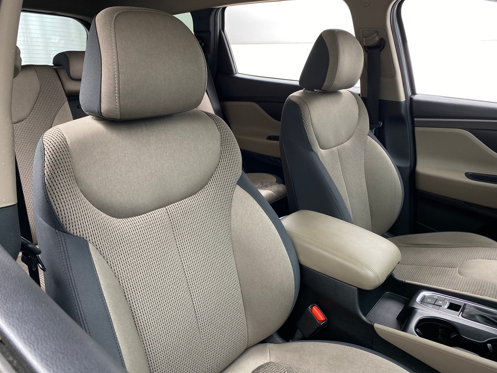 Thumbnail: 2019 Hyundai Santa Fe - 2