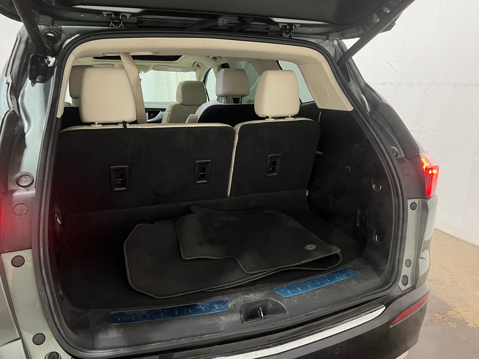 Thumbnail: 2022 Buick Enclave - 6