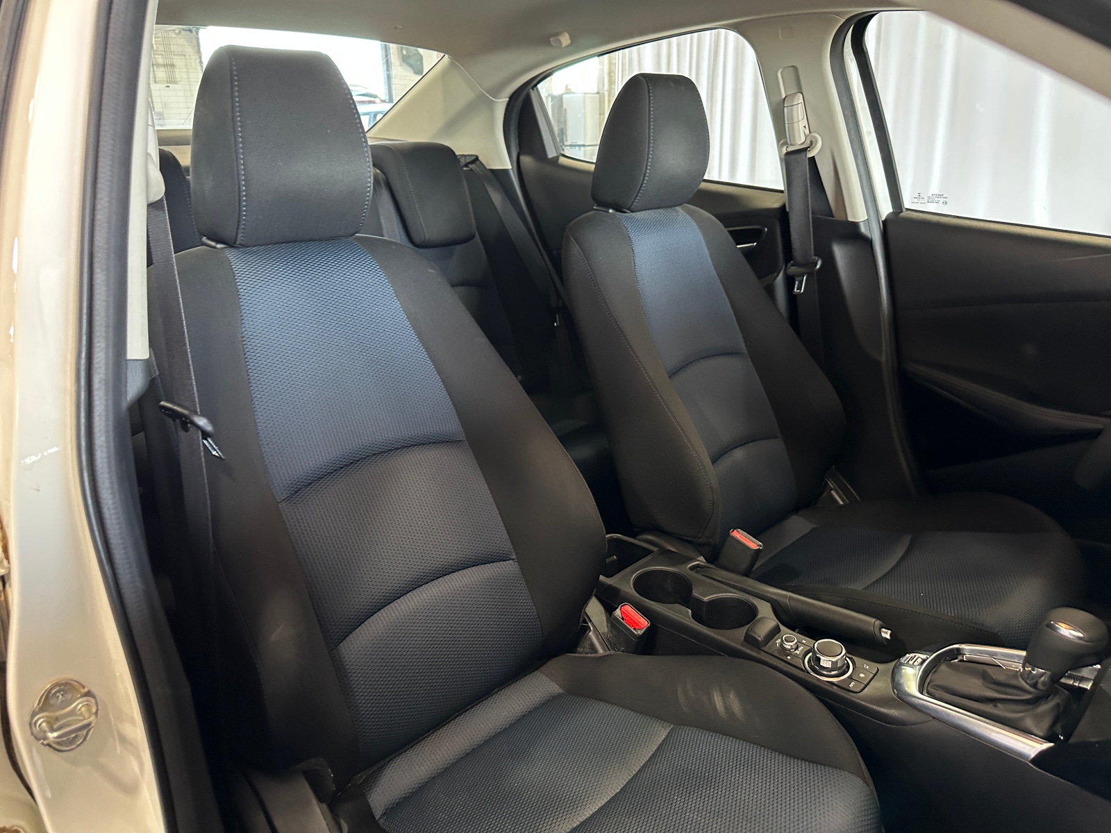 Thumbnail: 2017 Toyota Yaris iA - 2