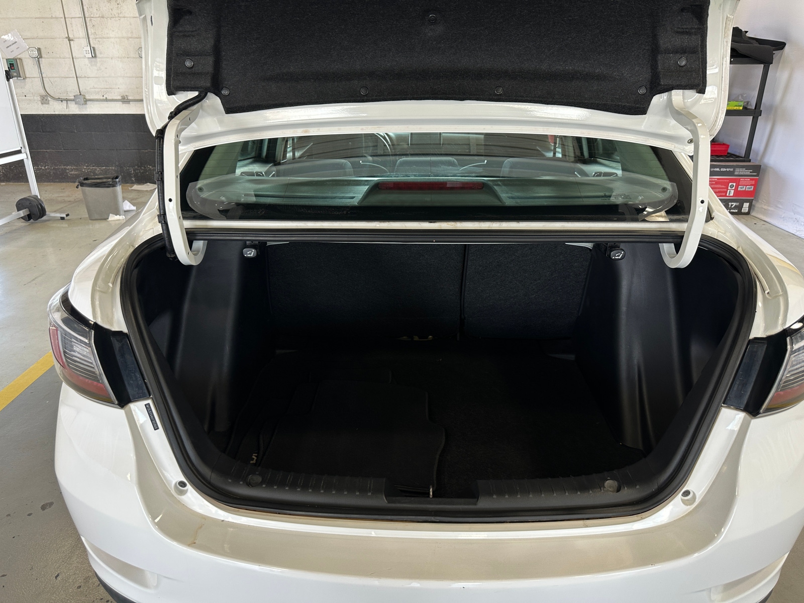 Thumbnail: 2017 Toyota Yaris iA - 7