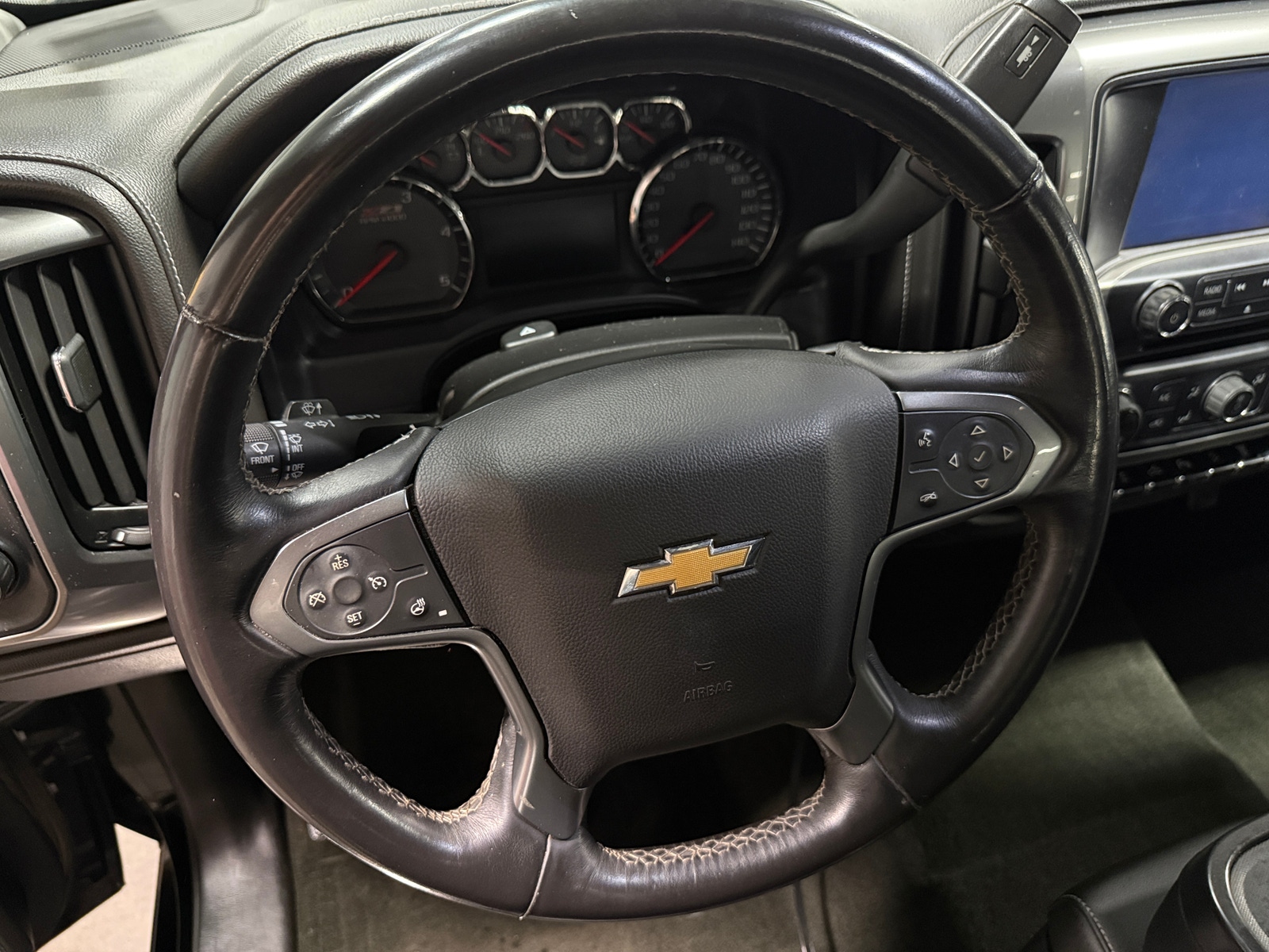 Thumbnail: 2015 Chevrolet Silverado 2500 - 4