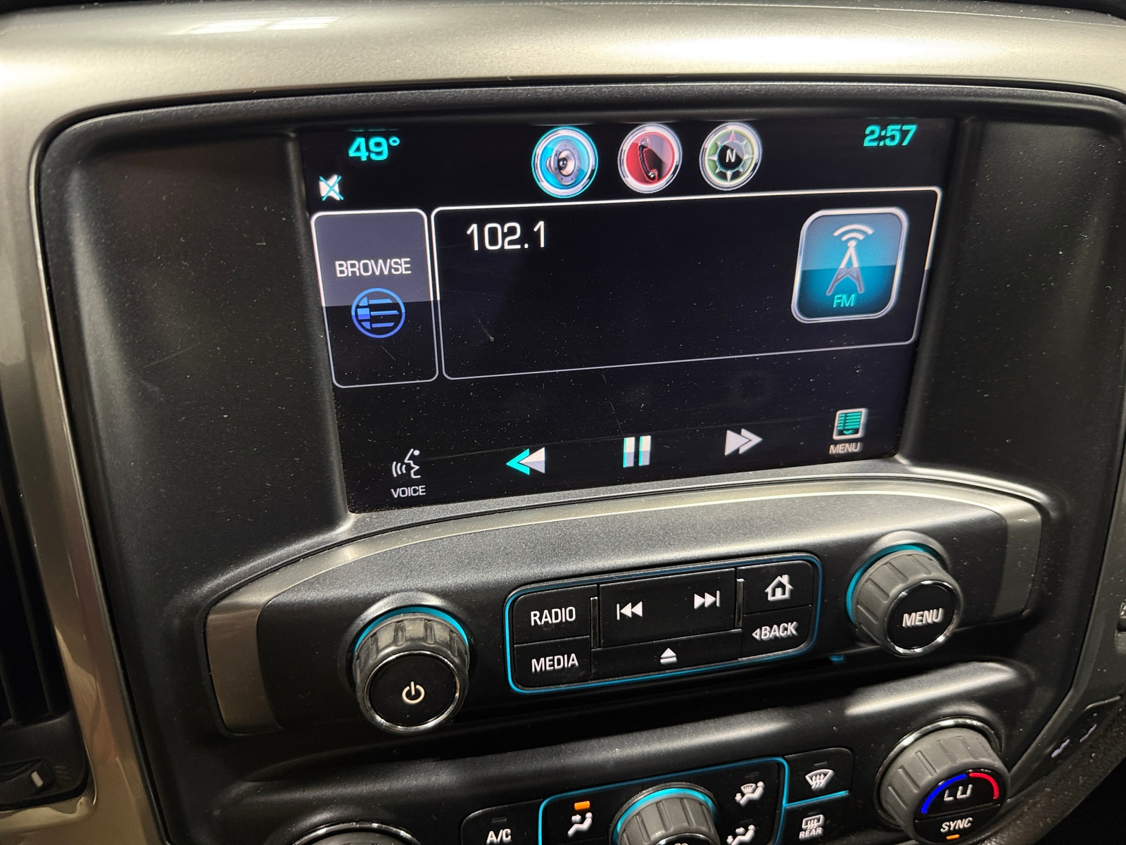 Thumbnail: 2015 Chevrolet Silverado 2500 - 3