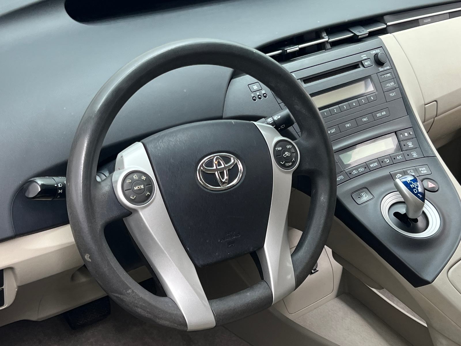 Thumbnail: 2010 Toyota Prius - 5