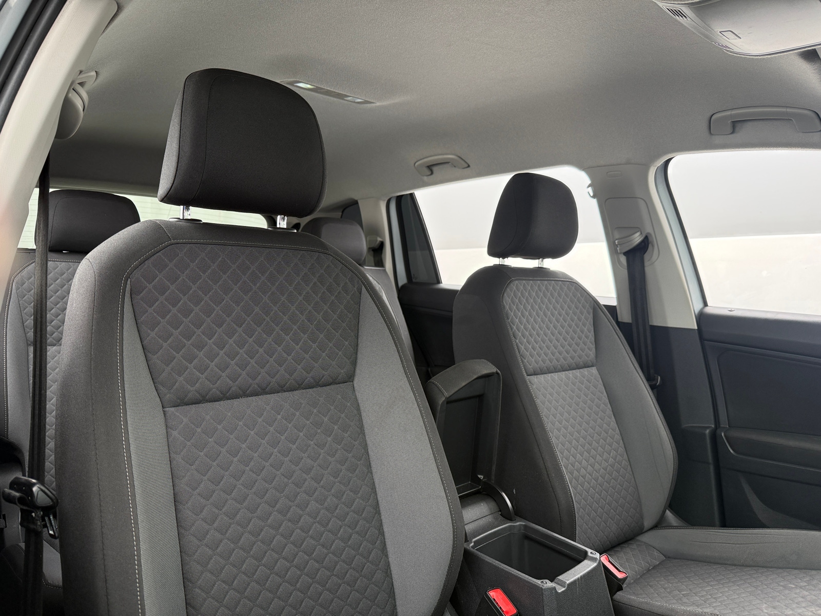 Thumbnail: 2018 Volkswagen Tiguan - 2