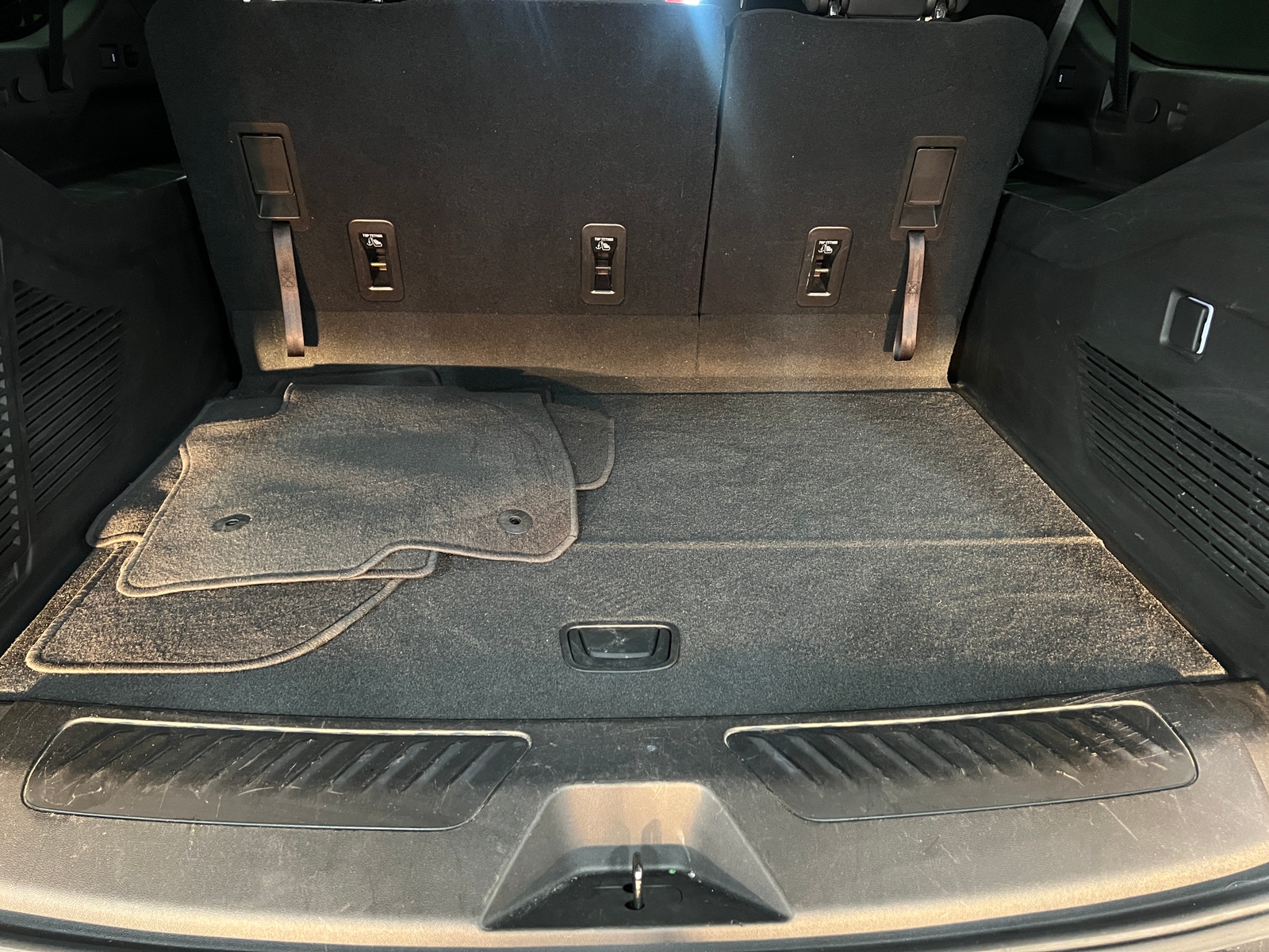 Thumbnail: 2021 Chevrolet Suburban - 7