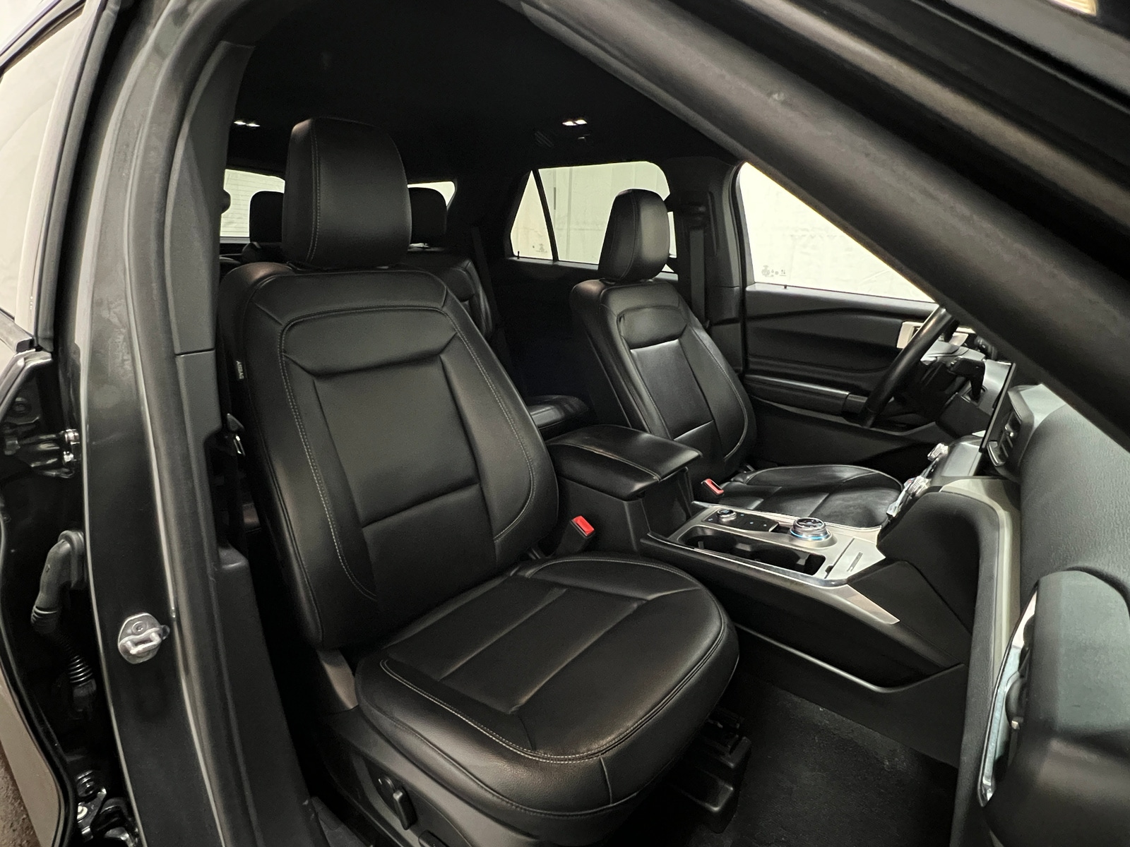 Thumbnail: 2020 Ford Explorer - 2