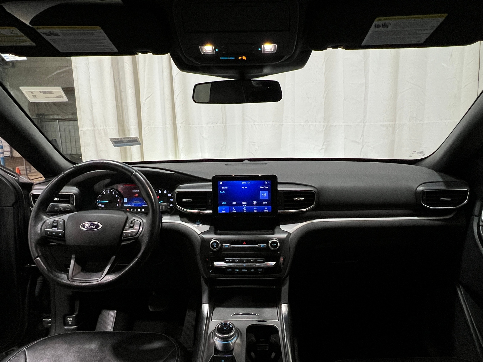 Thumbnail: 2020 Ford Explorer - 3