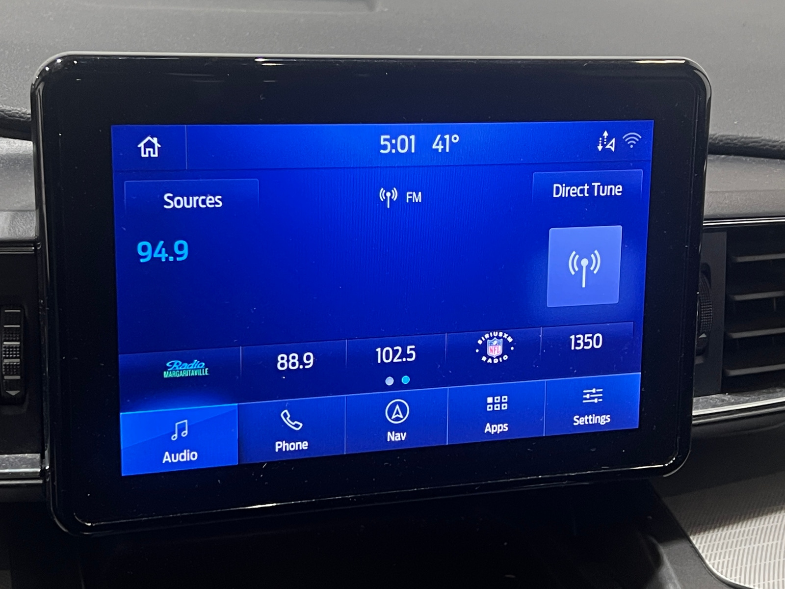 Thumbnail: 2020 Ford Explorer - 4