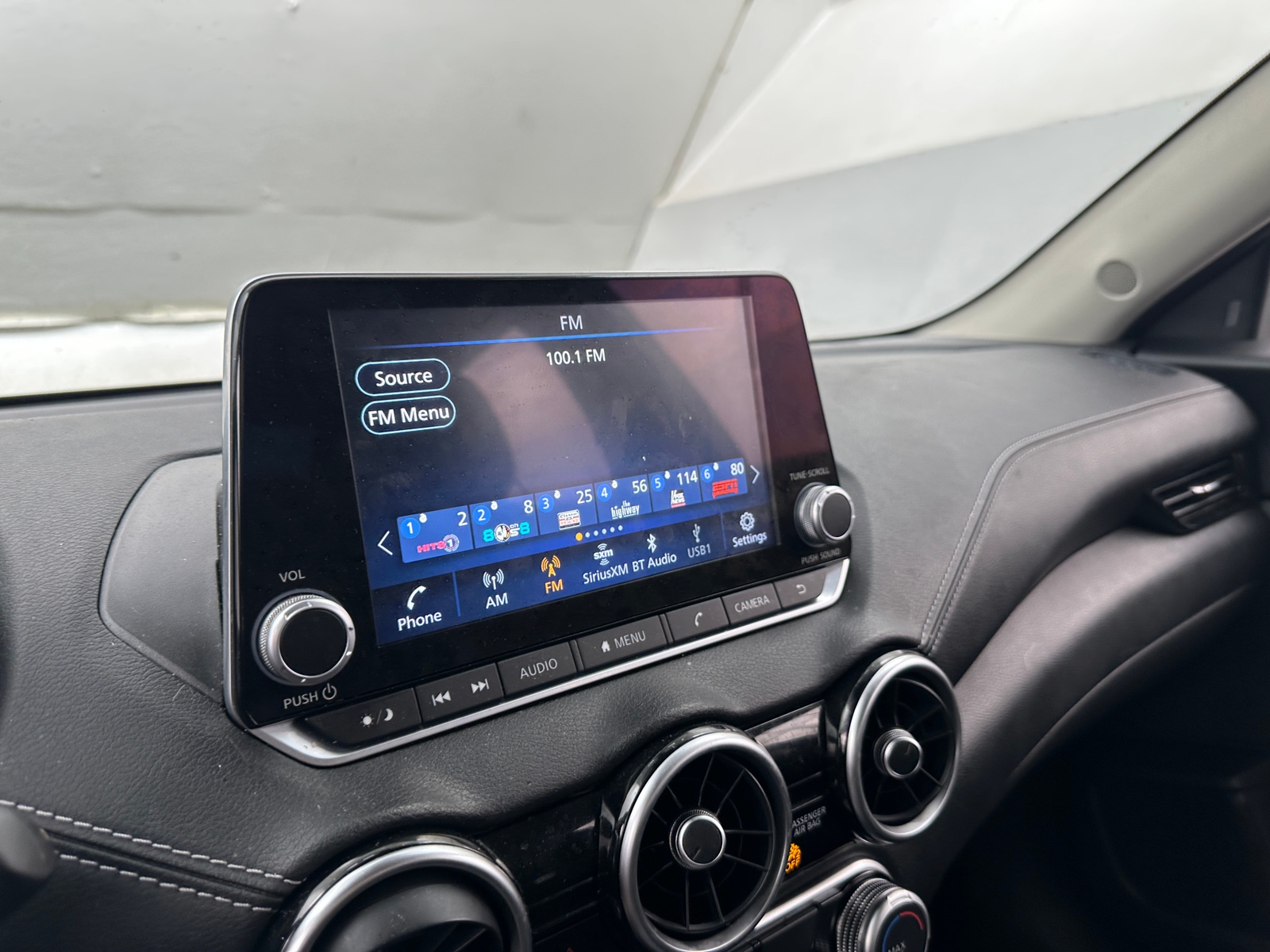 Thumbnail: 2023 Nissan Sentra - 4