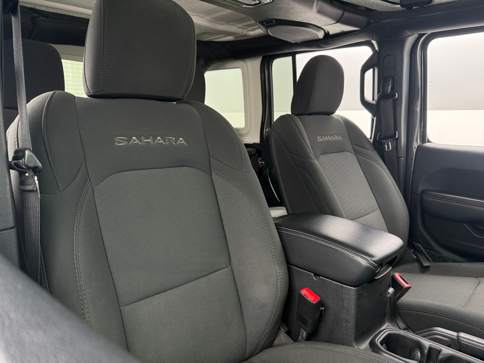 Thumbnail: 2019 Jeep Wrangler - 2
