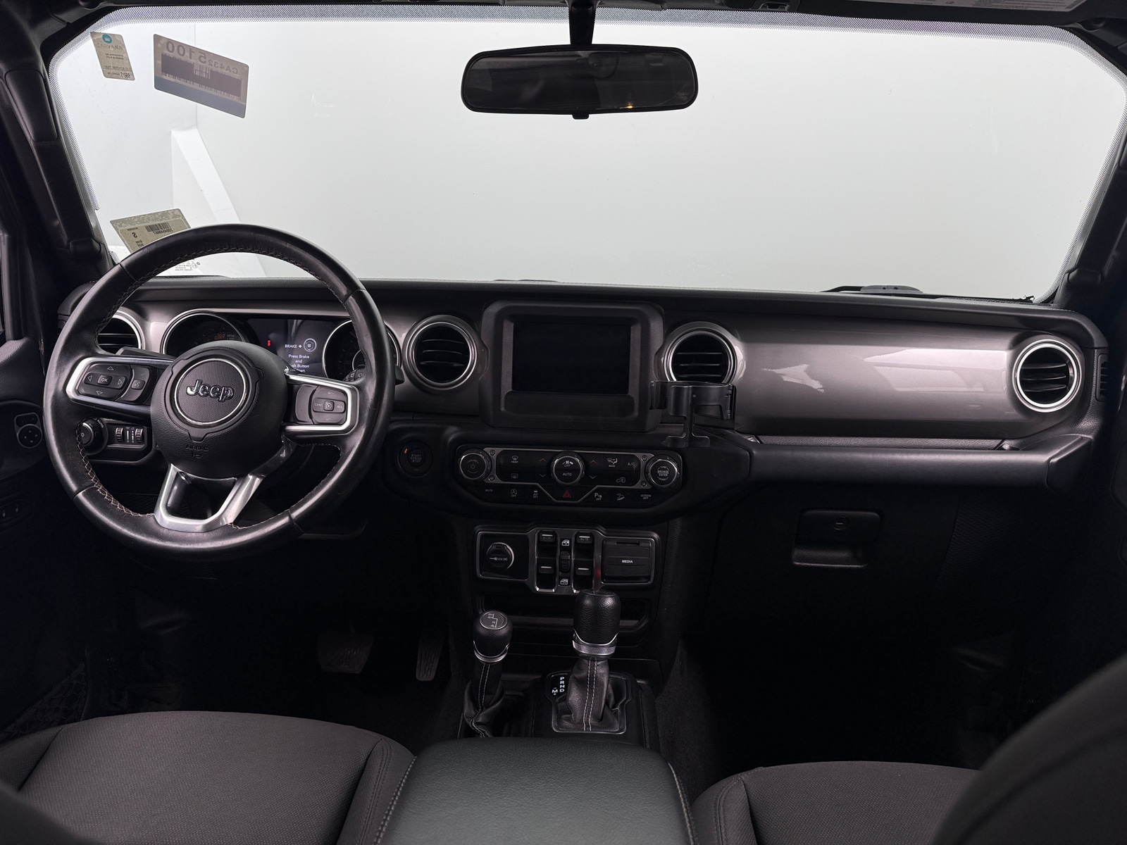 Thumbnail: 2019 Jeep Wrangler - 3