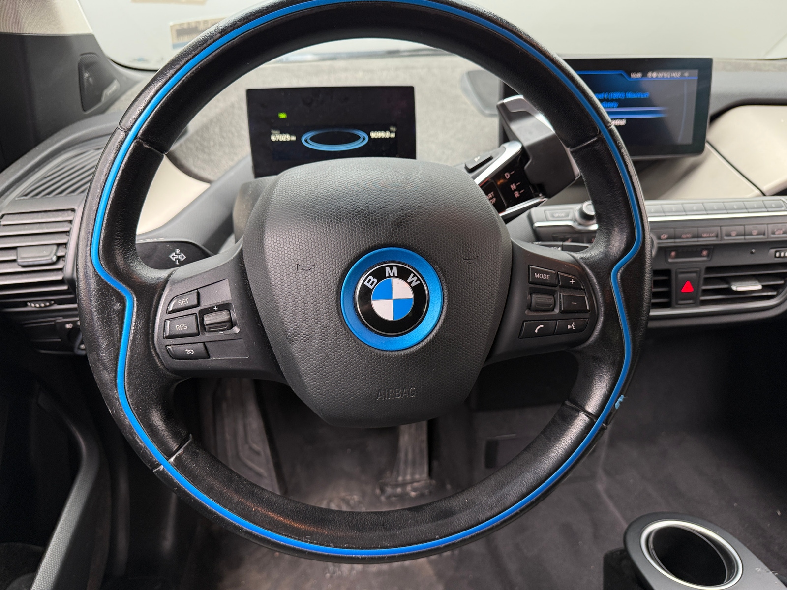 Thumbnail: 2016 BMW i3 - 5