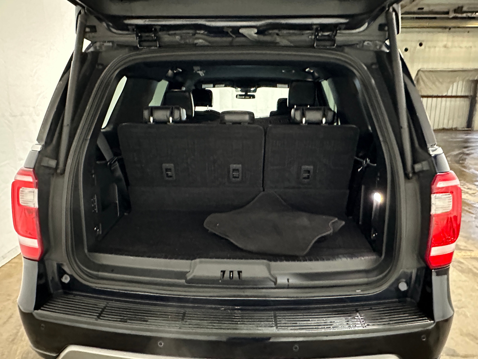 Thumbnail: 2021 Ford Expedition - 7