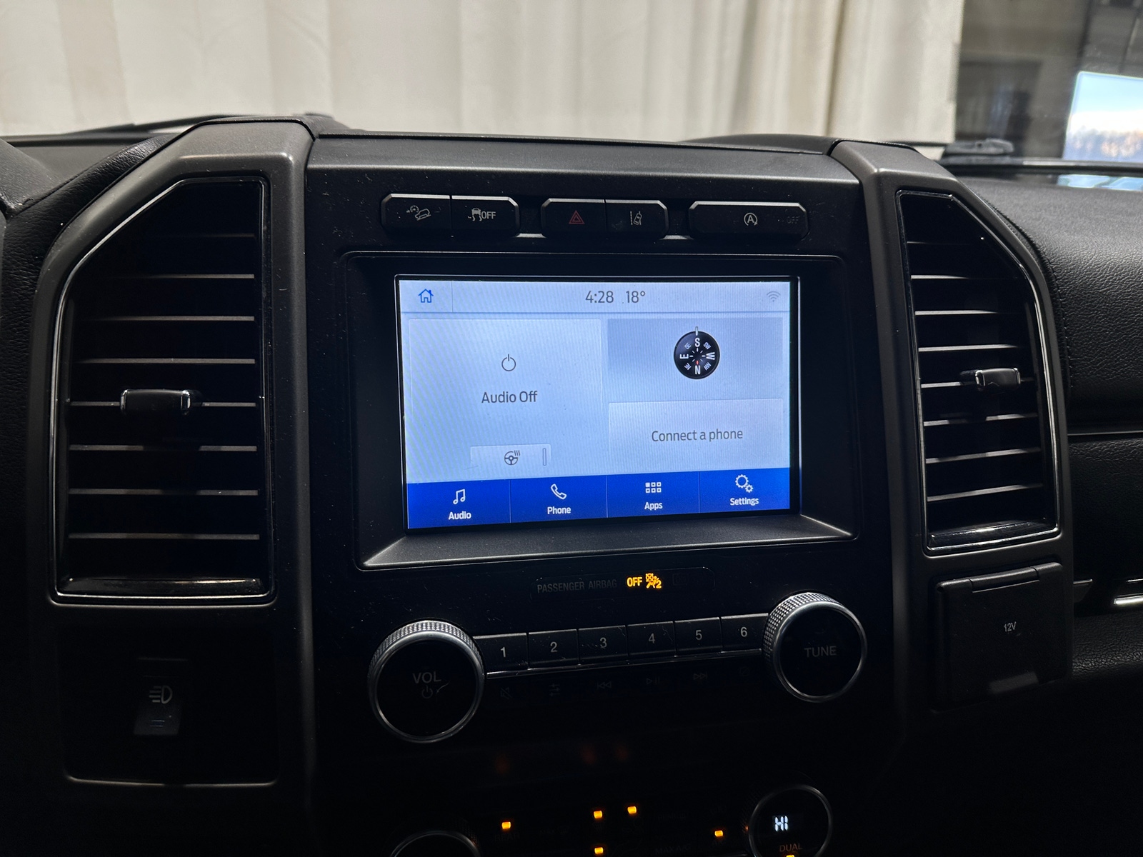 Thumbnail: 2021 Ford Expedition - 4