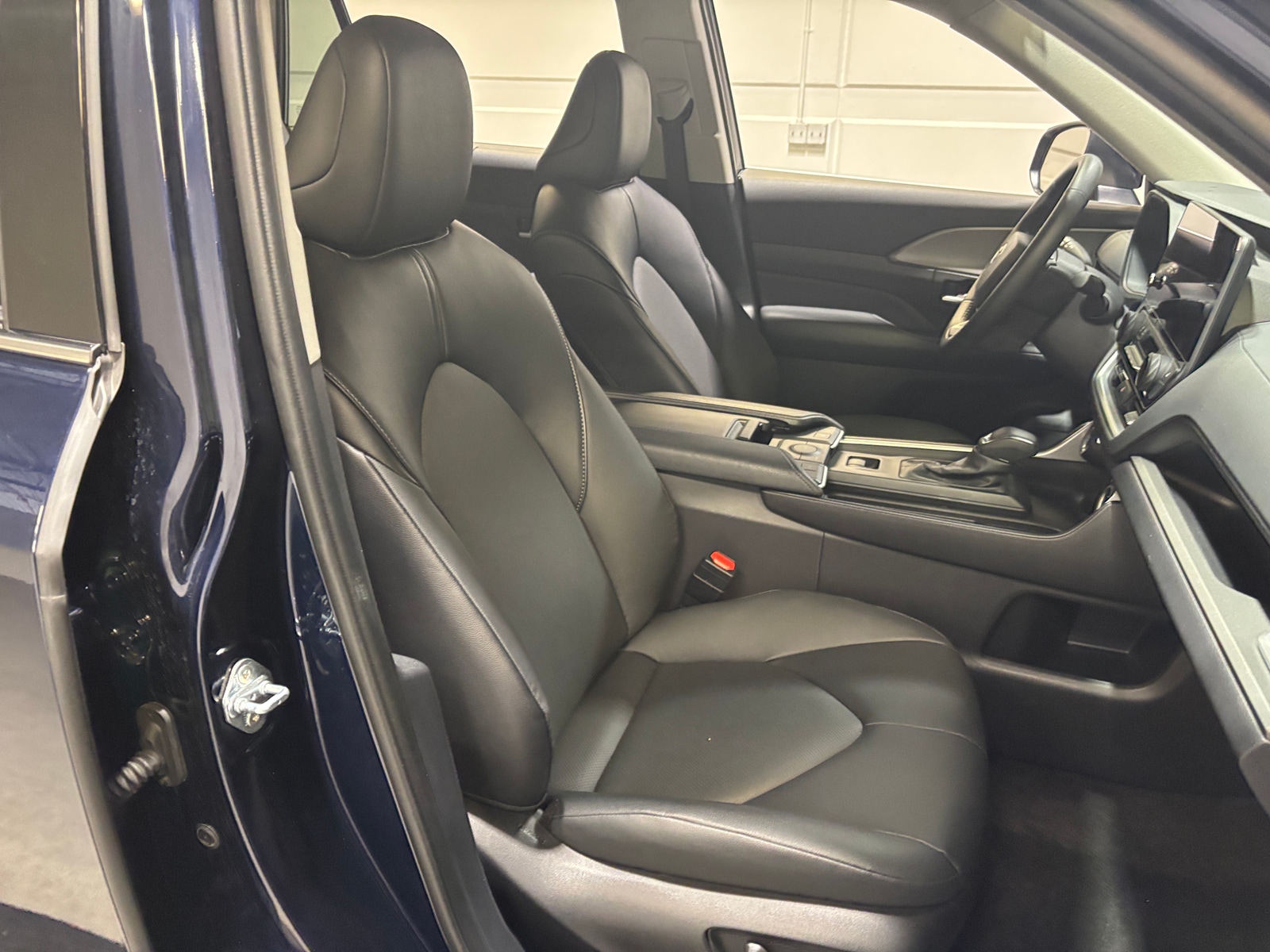 Thumbnail: 2025 Toyota Grand Highlander - 2