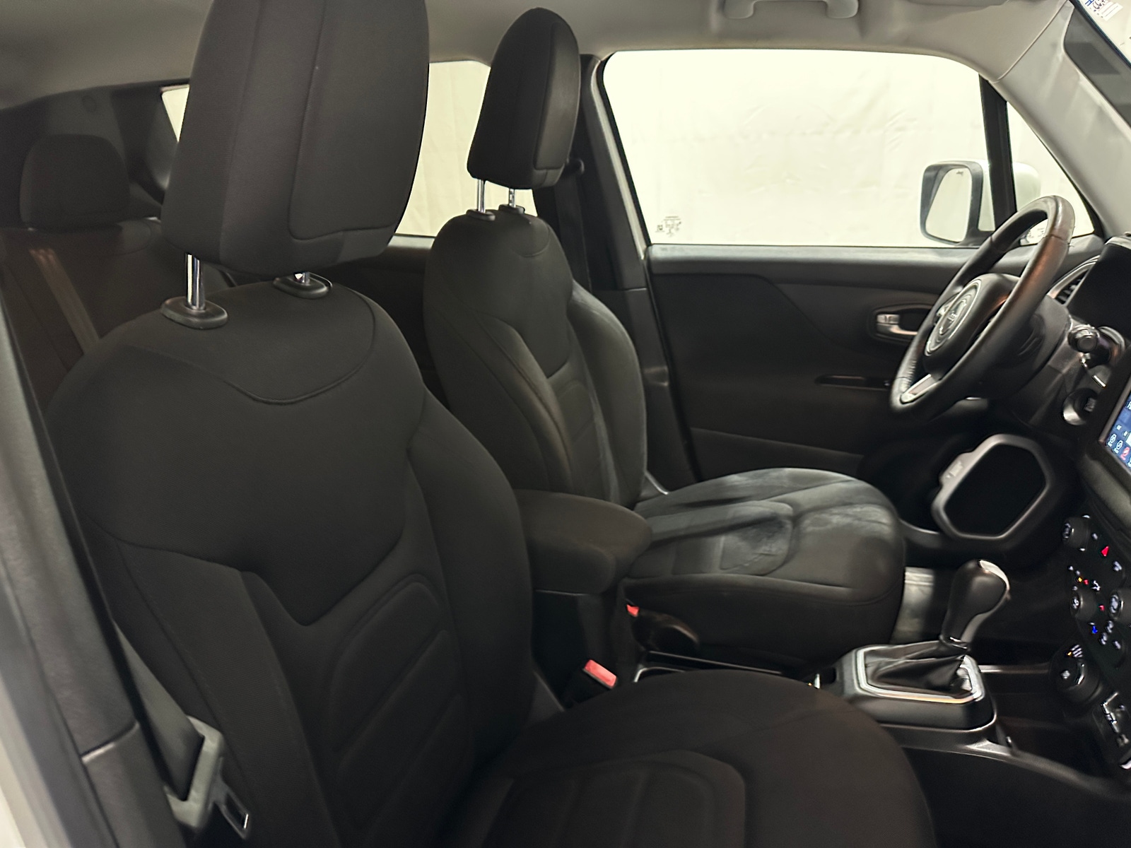 Thumbnail: 2018 Jeep Renegade - 2